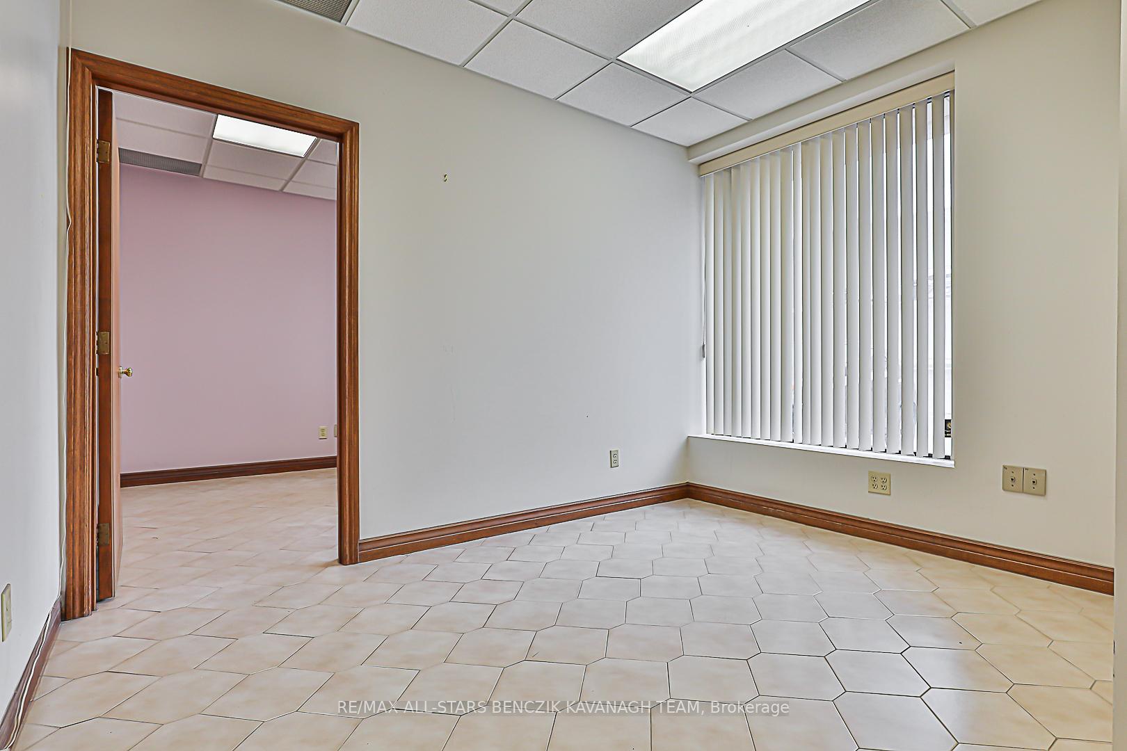 Photo 8 of Unit 26, 172 Bullock Drive, Markham, Bullock — HOMEH