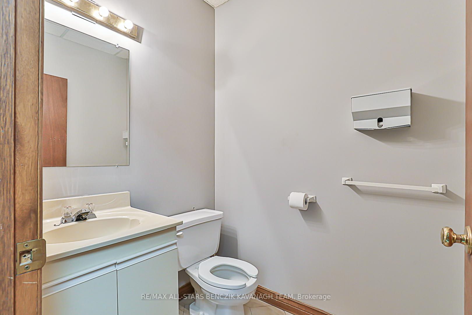 Photo 2 of Unit 26, 172 Bullock Drive, Markham, Bullock — HOMEH