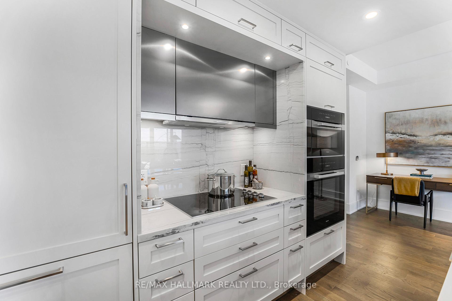 Photo 8 of Unit 516, 480 Front Street W, Toronto, Waterfront Communities — HOMEH