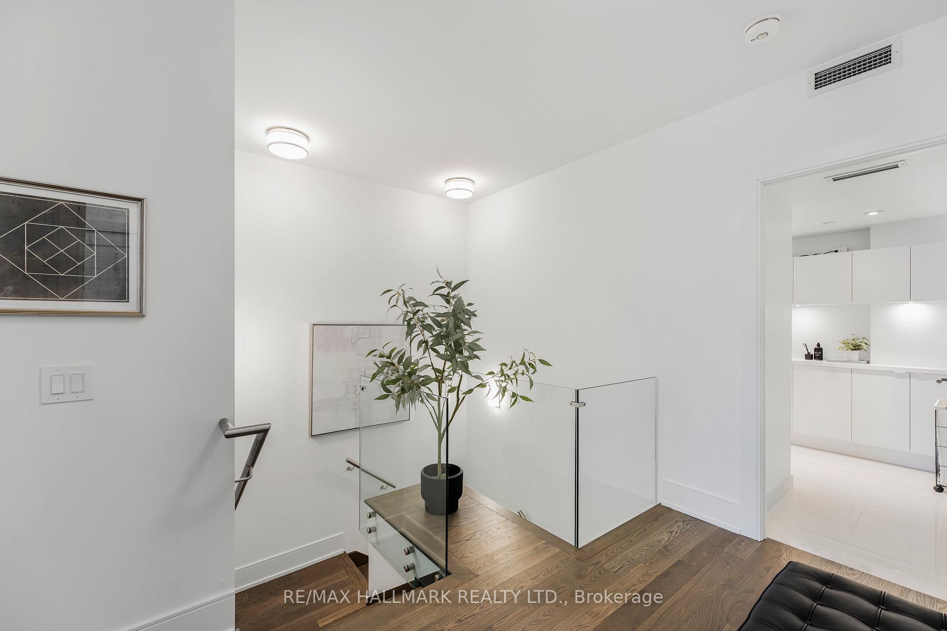 Photo 9 of Unit 516, 480 Front Street W, Toronto, Waterfront Communities — HOMEH