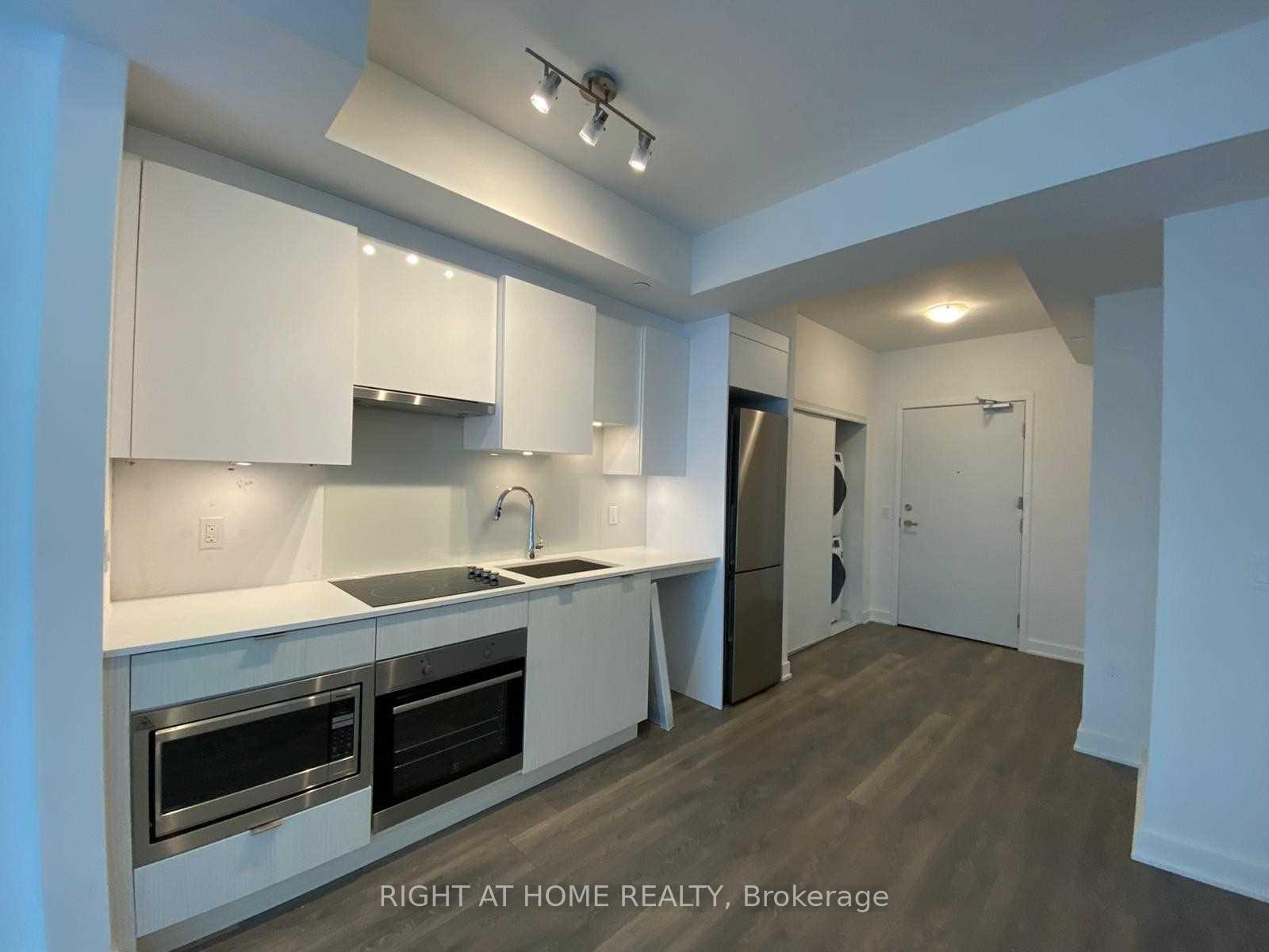 Photo 8 of Unit 2907, 99 Broadway Avenue, Toronto, Mount Pleasant West — HOMEH