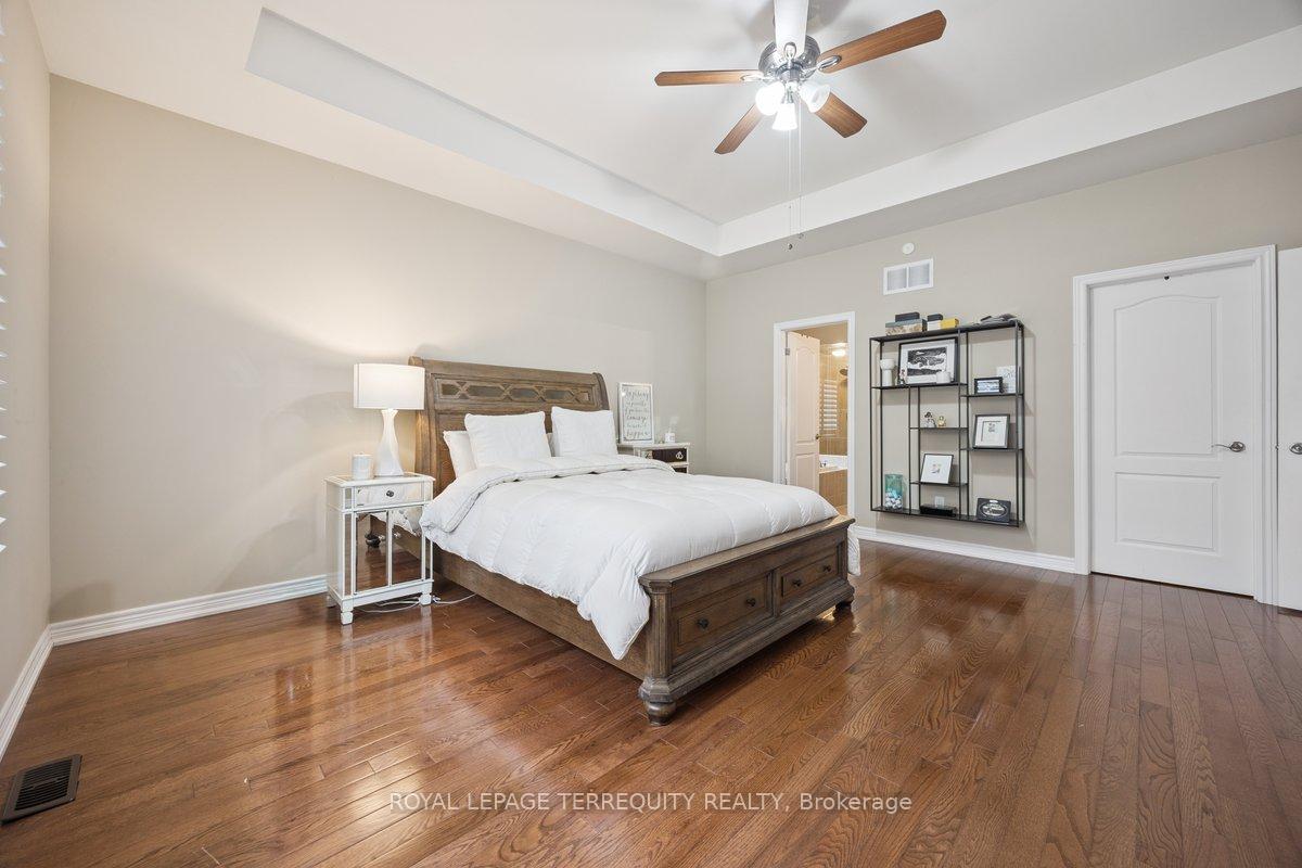 Photo 9 of 2525 Eighth Line, Oakville, Joshua Creek — HOMEH