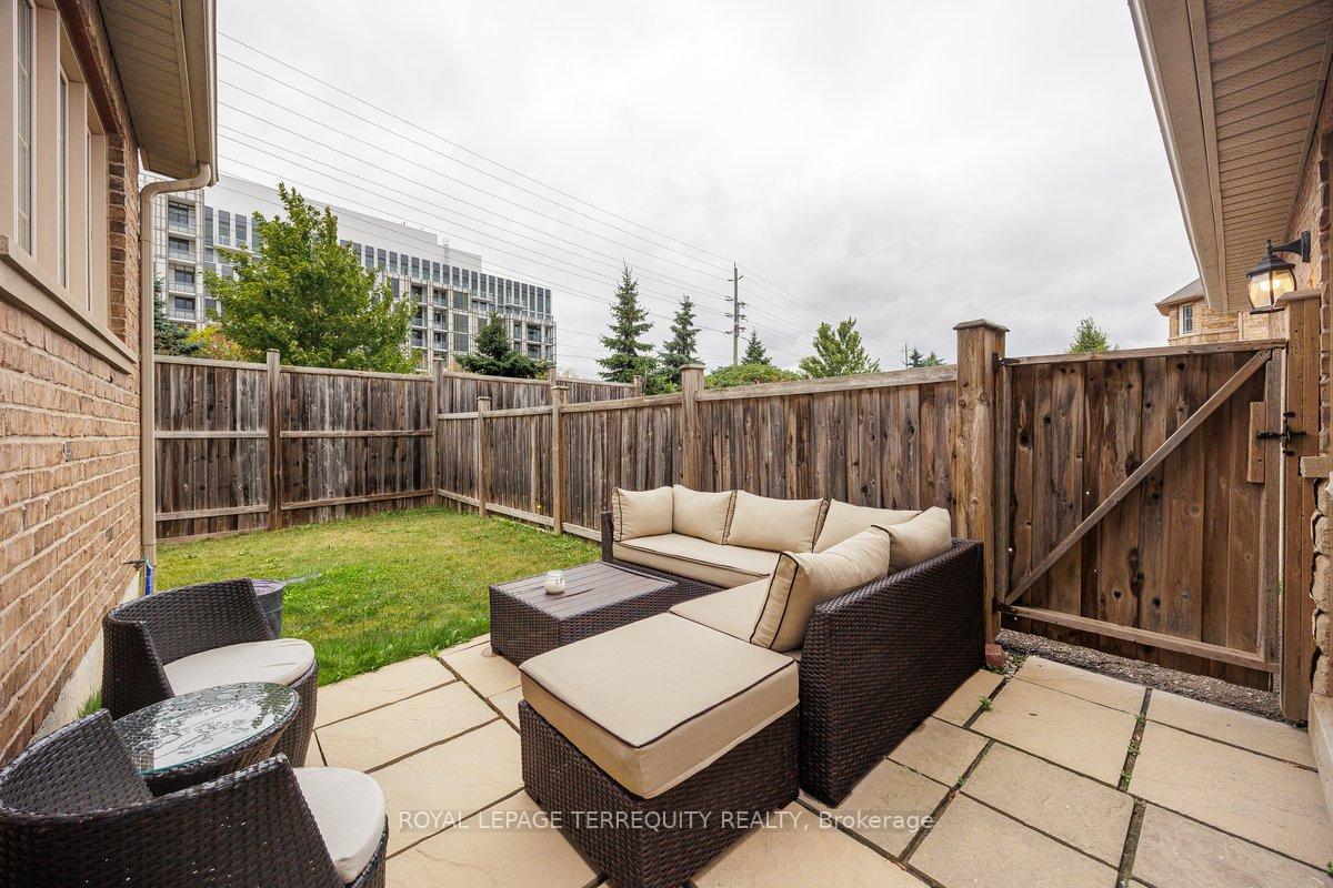 Photo 11 of 2525 Eighth Line, Oakville, Joshua Creek — HOMEH