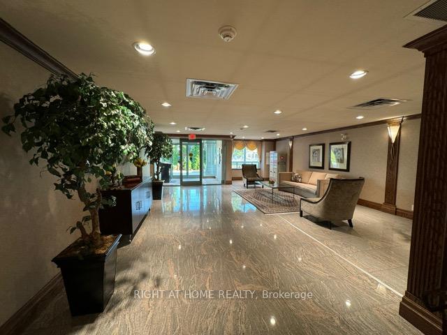 Photo 4 of Unit 306, 65 Via Rosedale Way, Brampton, Sandringham-Wellington — HOMEH