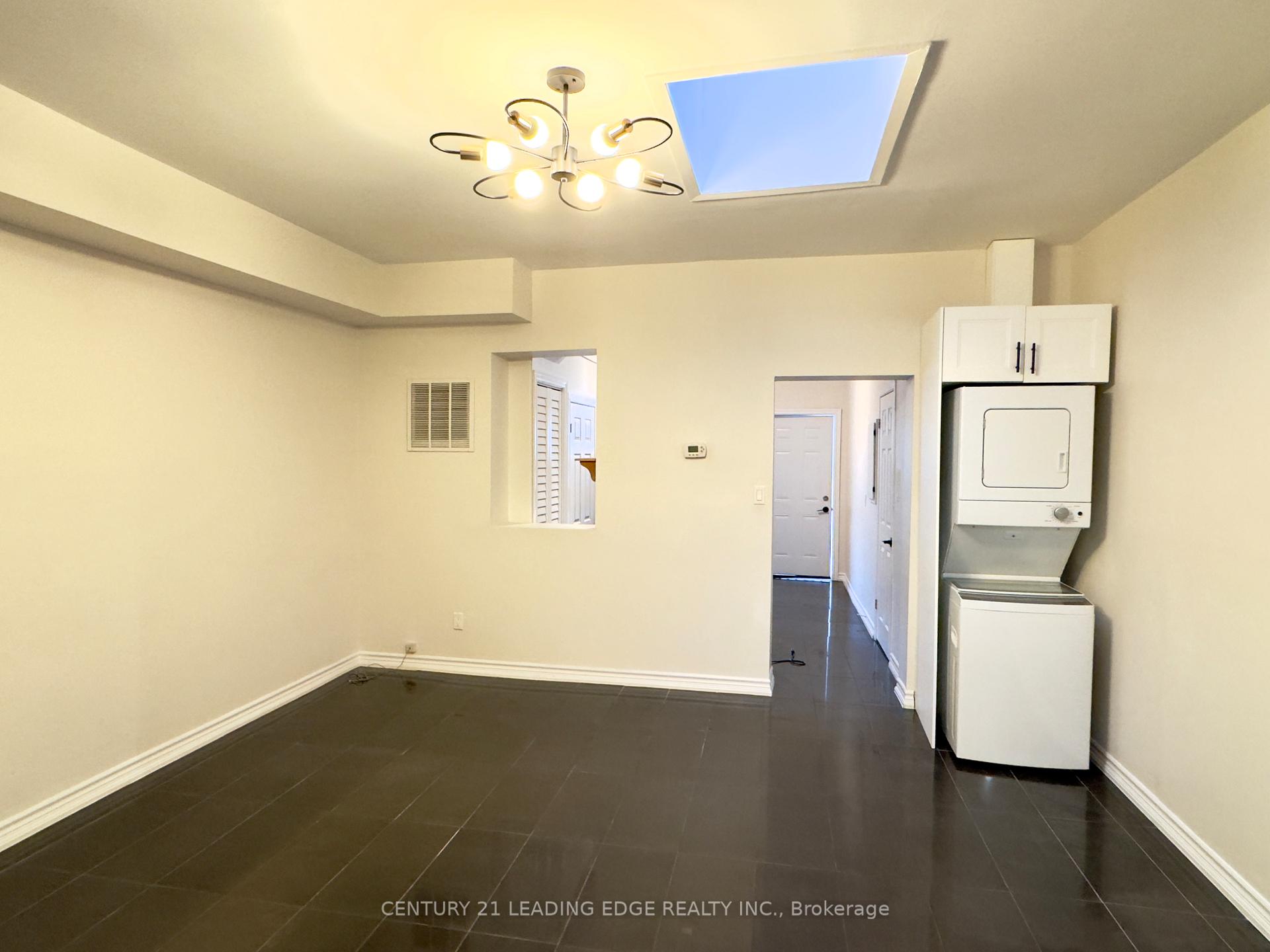 Photo 3 of Unit 3, 779 Barton Street E, Hamilton, Gibson — HOMEH