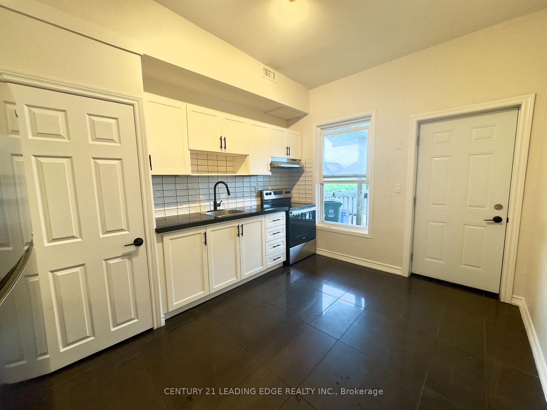 Photo 6 of Unit 3, 779 Barton Street E, Hamilton, Gibson — HOMEH
