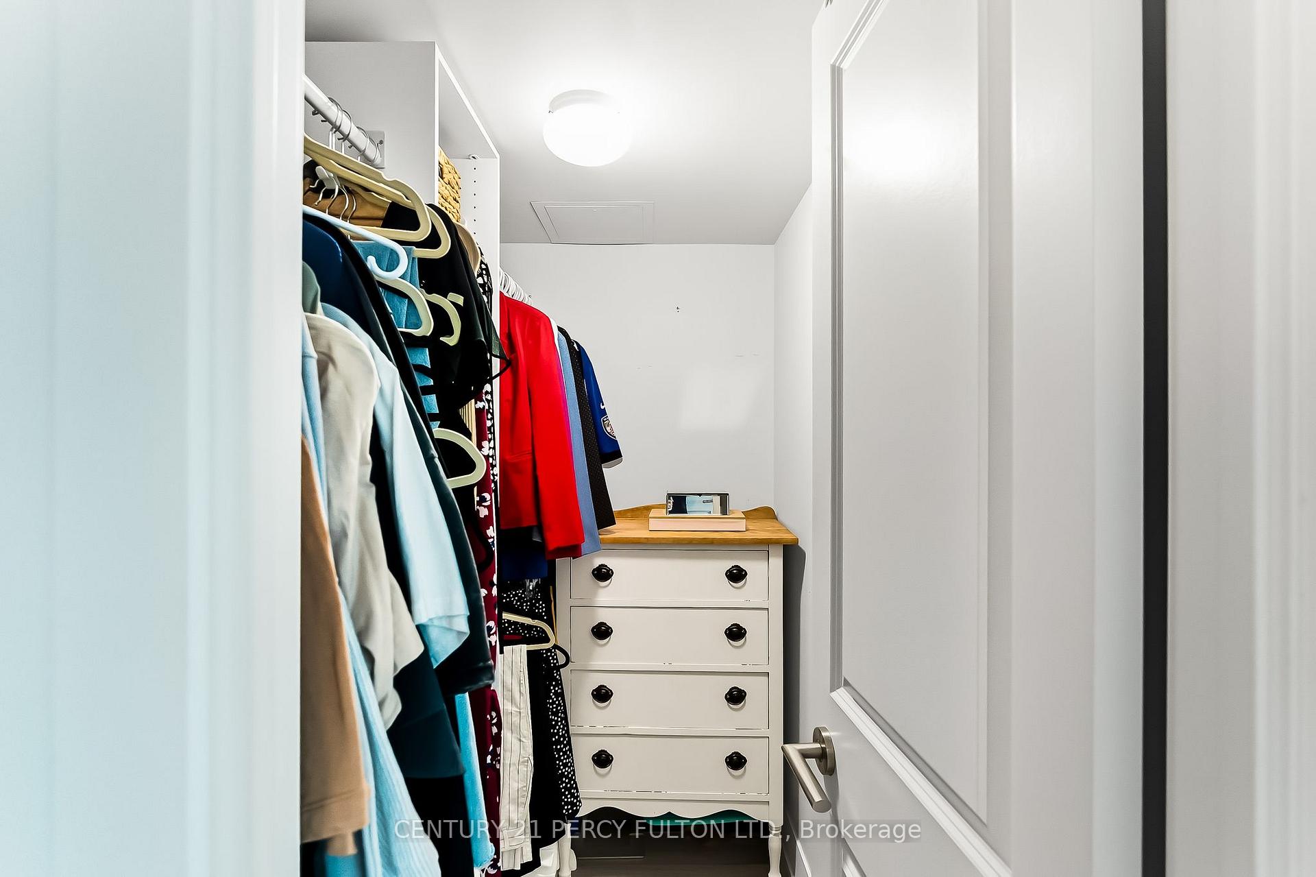 Photo 4 of Unit 1308, 1215 Bayly Street, Pickering, Bay Ridges — HOMEH