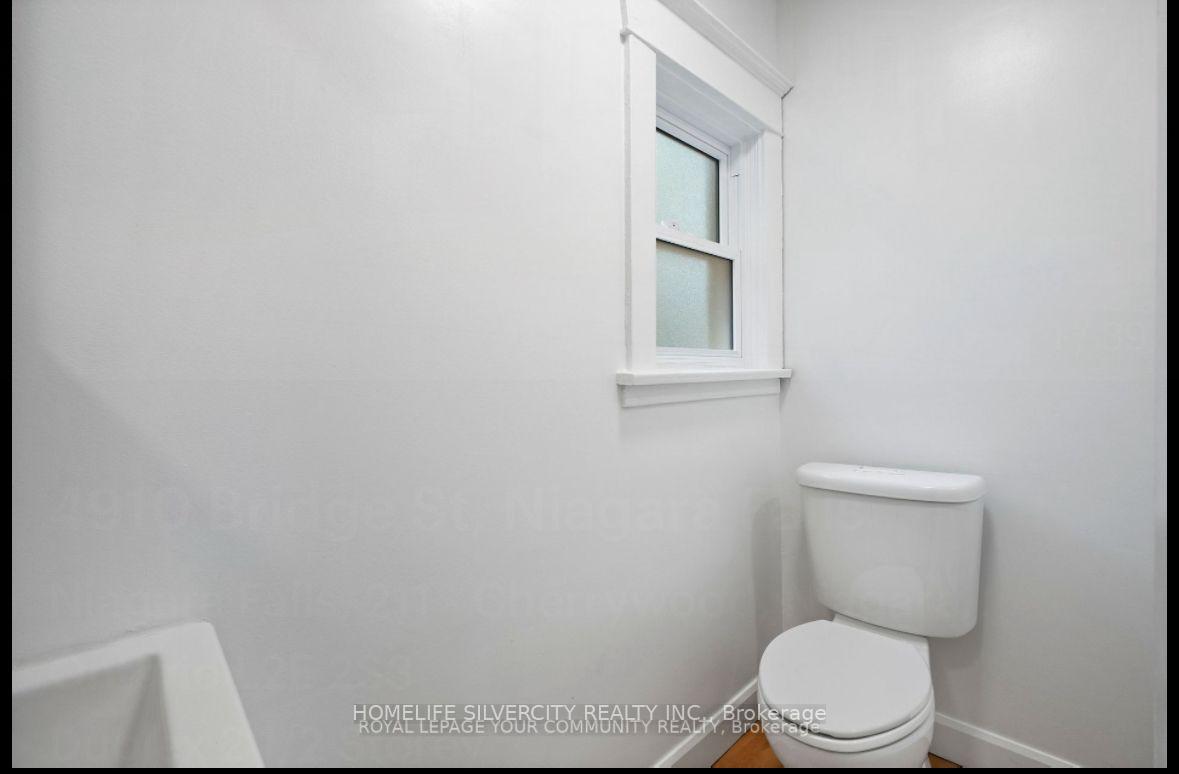 Photo 3 of Unit 1, 4910 Bridge Street, Niagara Falls, Cherrywood — HOMEH