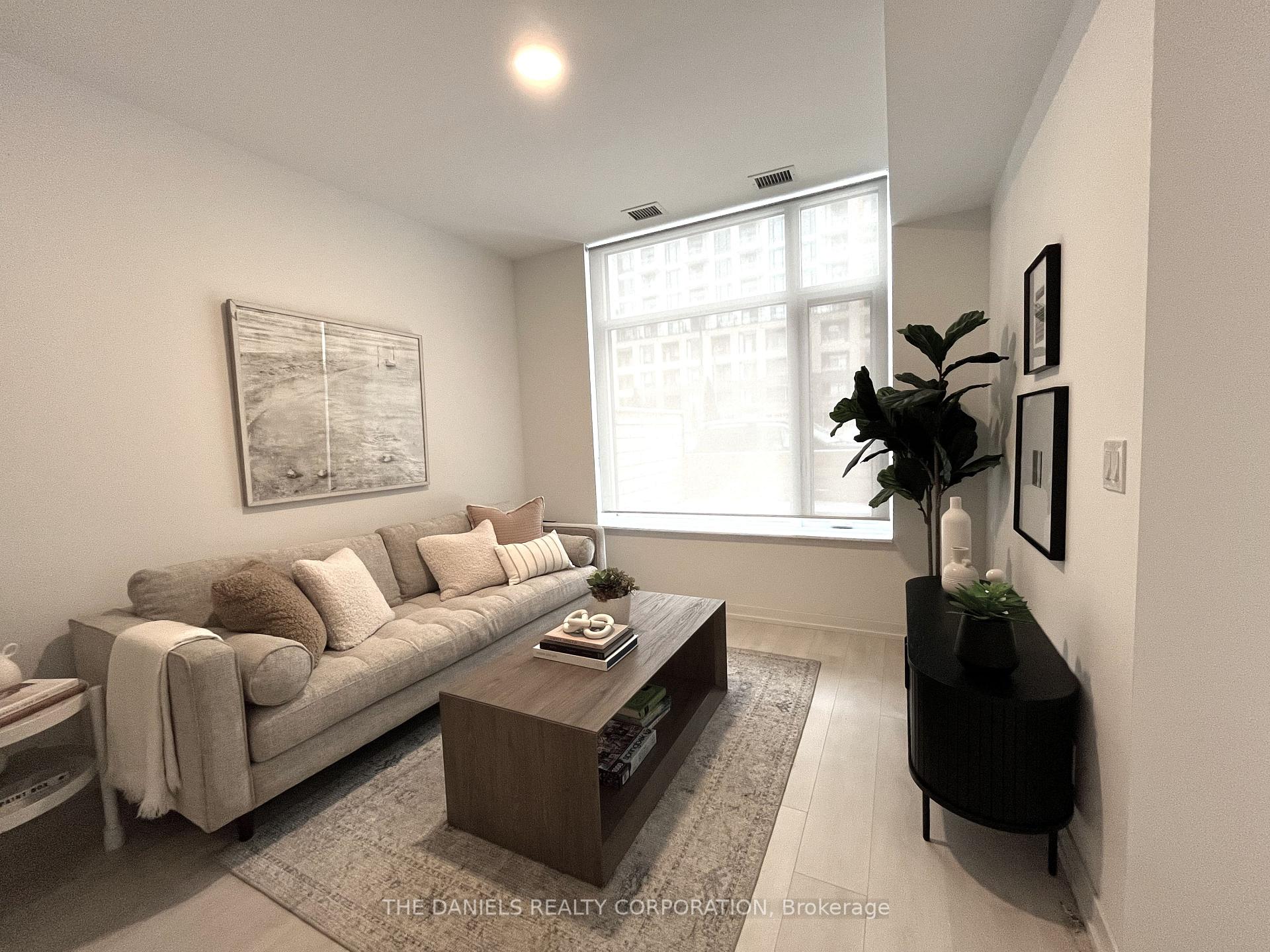 Photo 4 of Unit 112, 7950 Bathurst Street, Vaughan, Beverley Glen — HOMEH