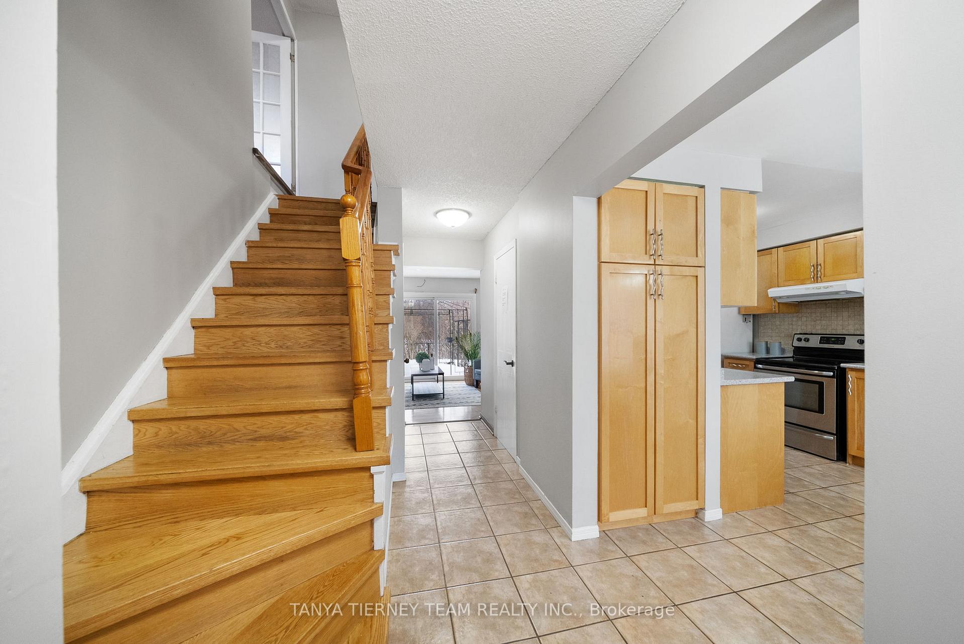 Photo 2 of Unit 9, 1640 Nichol Avenue, Whitby, Blue Grass Meadows — HOMEH