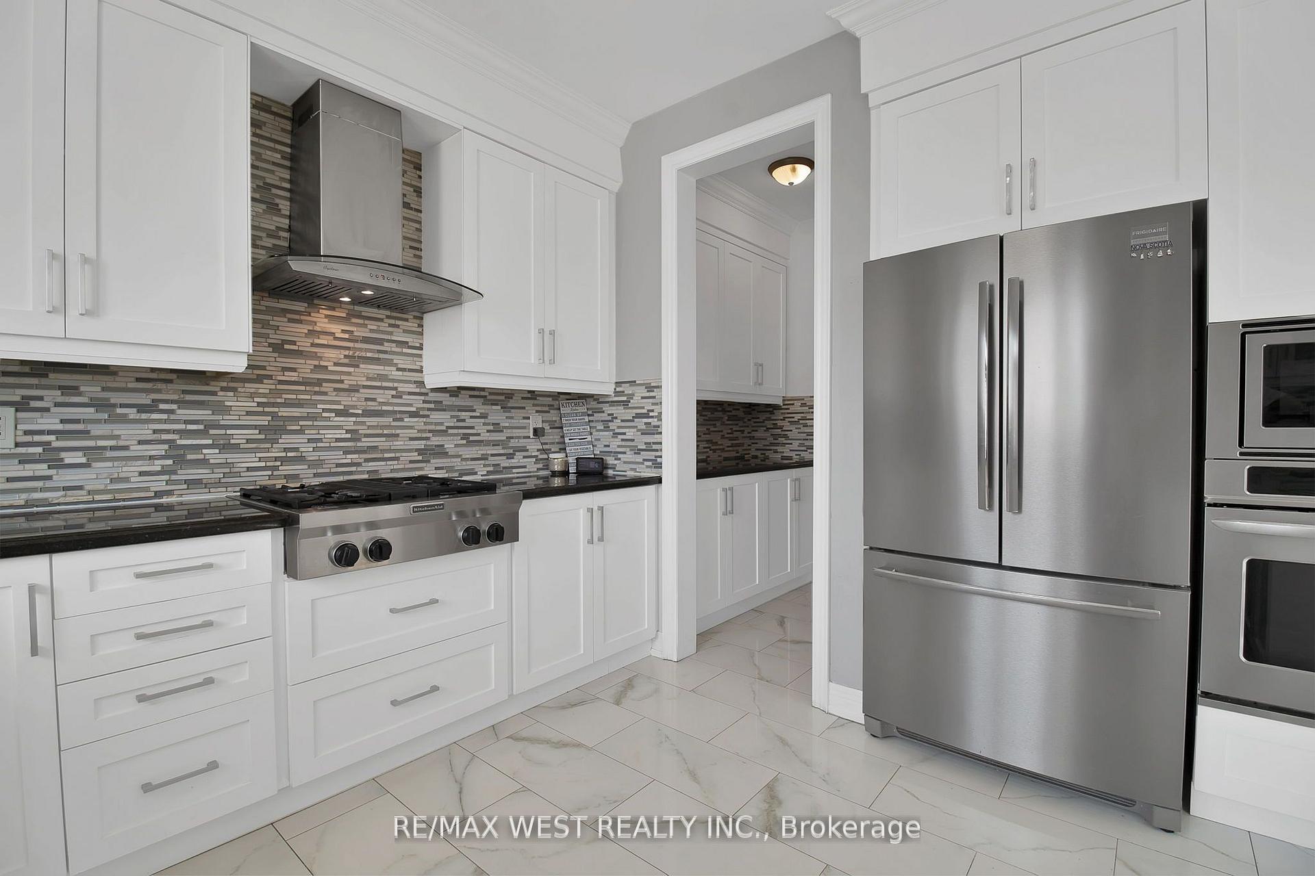 Photo 13 of 3 Fallowfield Road, Brampton, Credit Valley — HOMEH