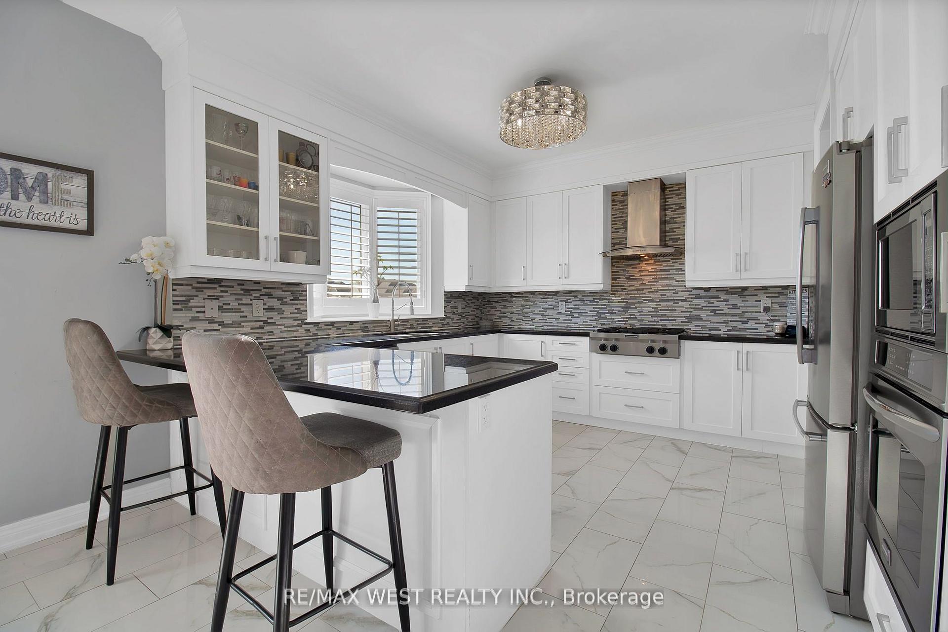 Photo 15 of 3 Fallowfield Road, Brampton, Credit Valley — HOMEH