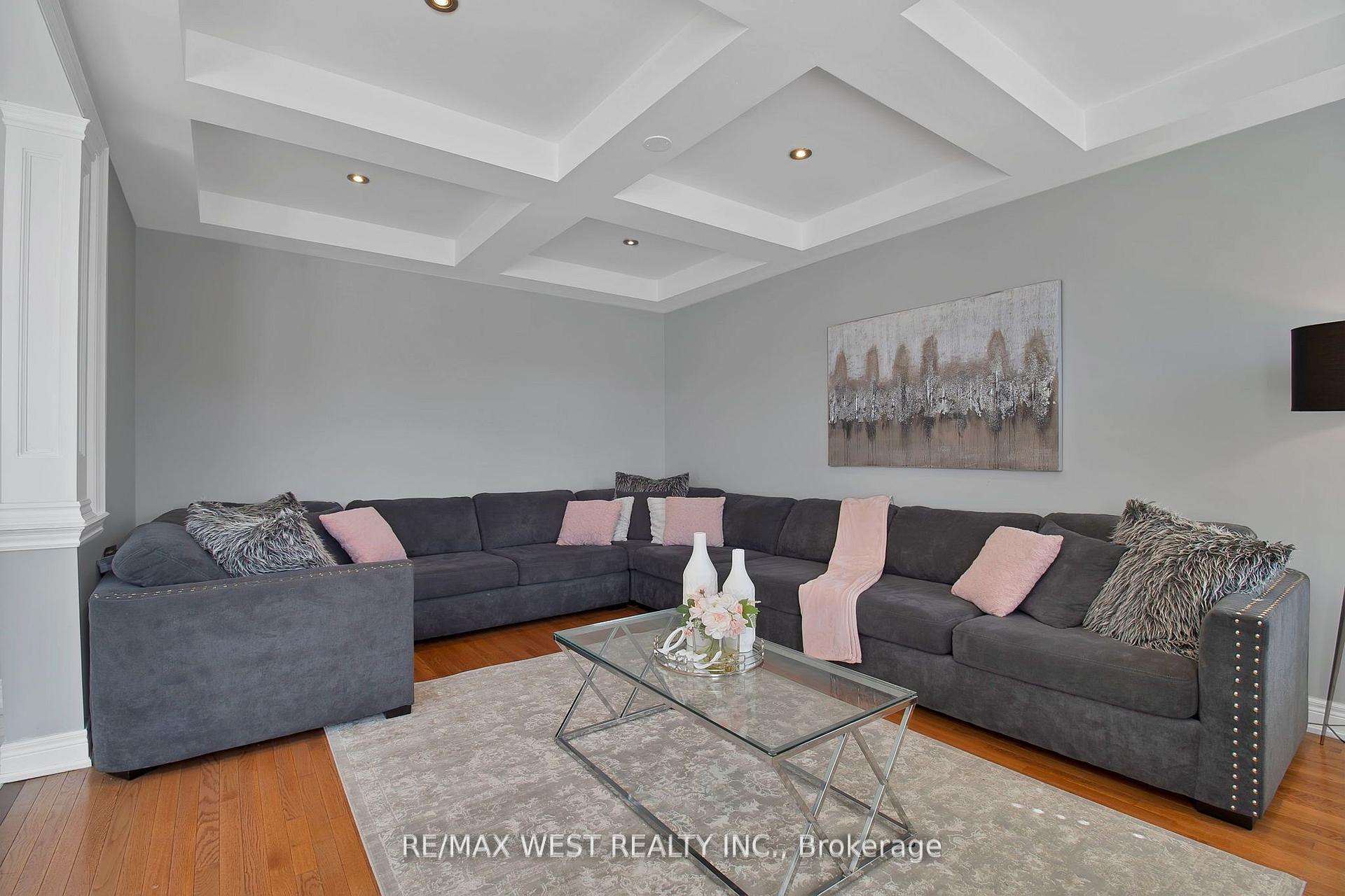 Photo 22 of 3 Fallowfield Road, Brampton, Credit Valley — HOMEH