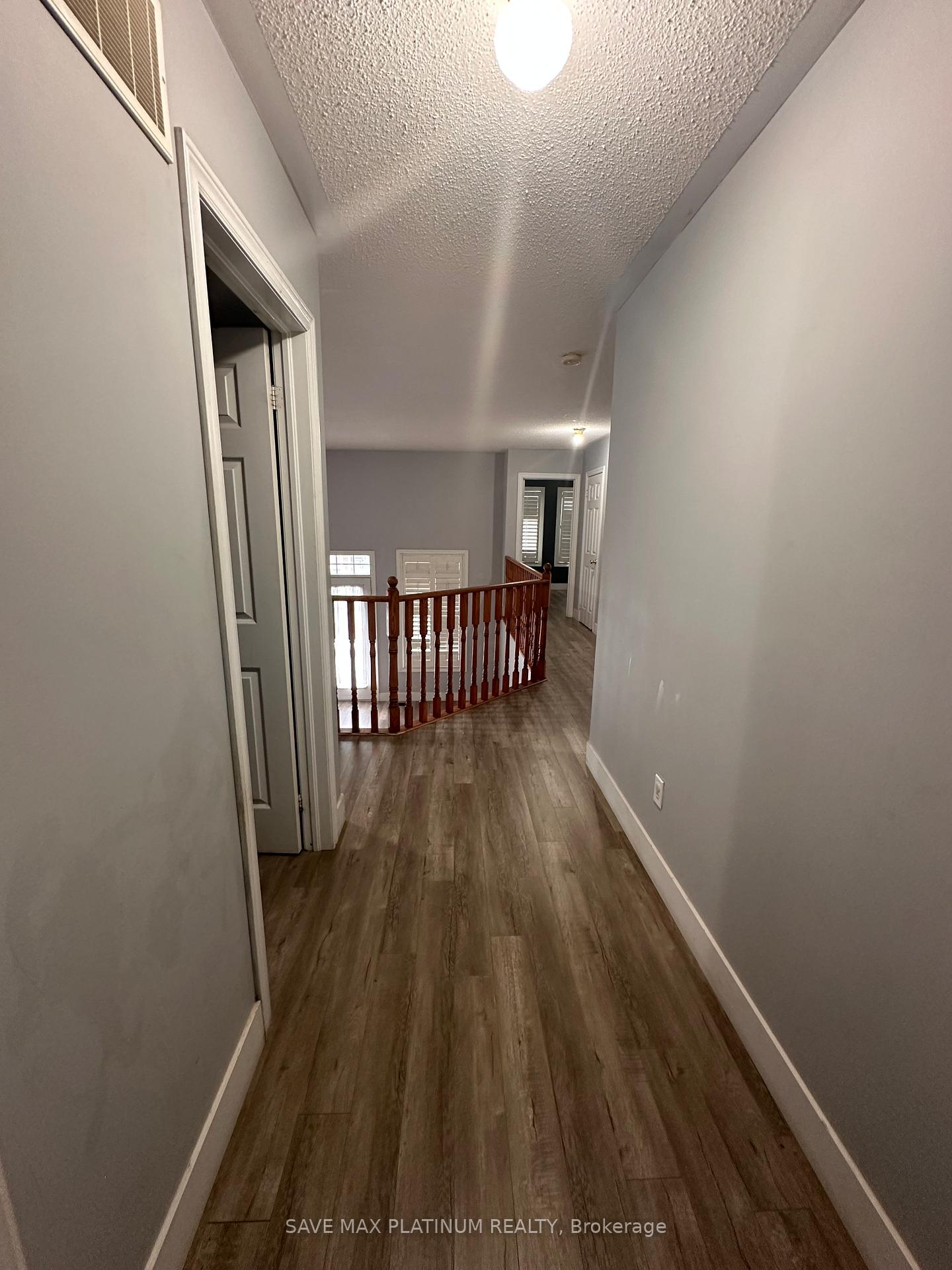 Photo 9 of 38 Chalkfarm Crescent, Brampton, Northwest Sandalwood Parkway — HOMEH
