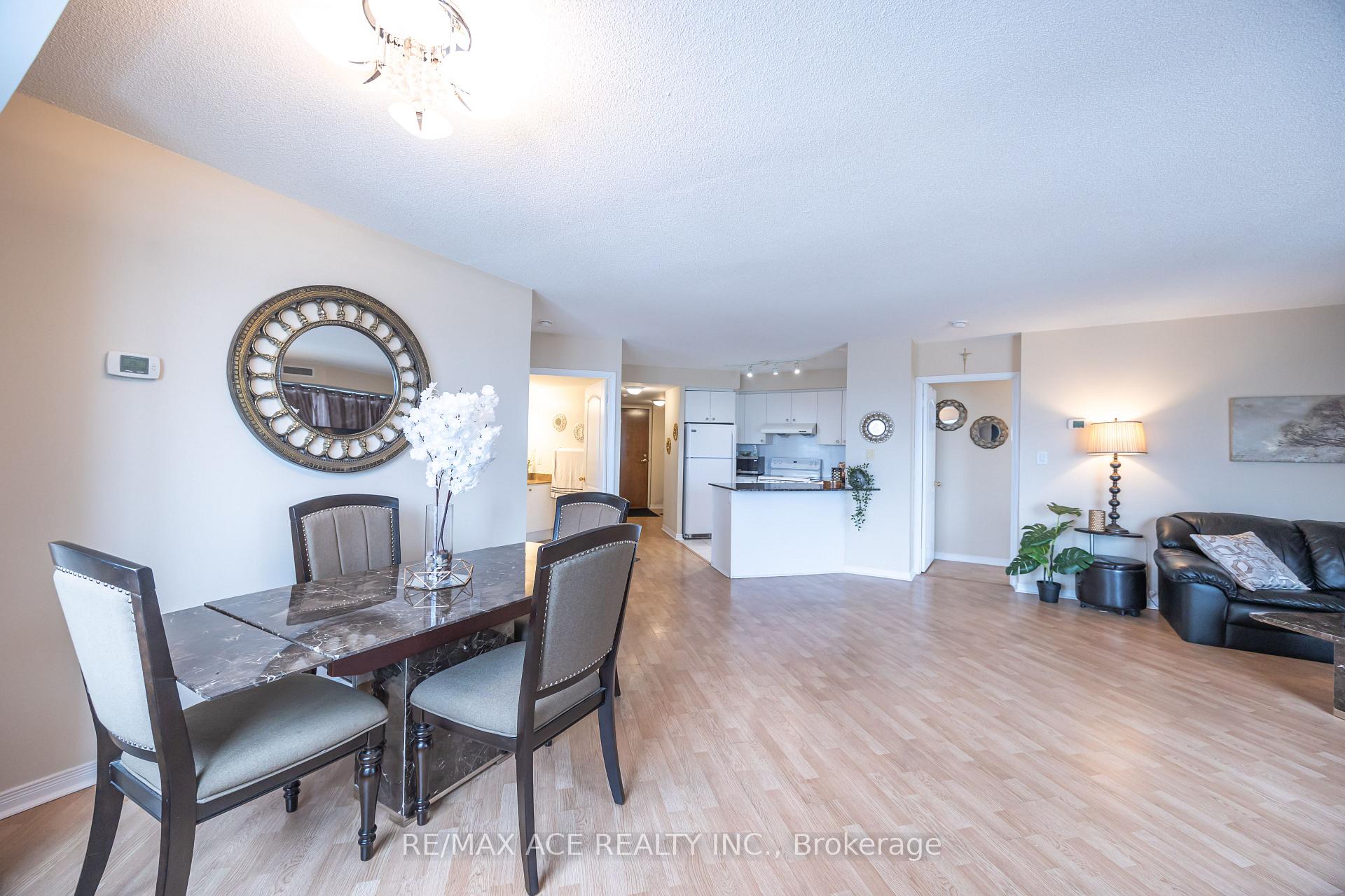 Photo 8 of Unit 601, 4600 Steeles Avenue E, Markham, Milliken Mills East — HOMEH