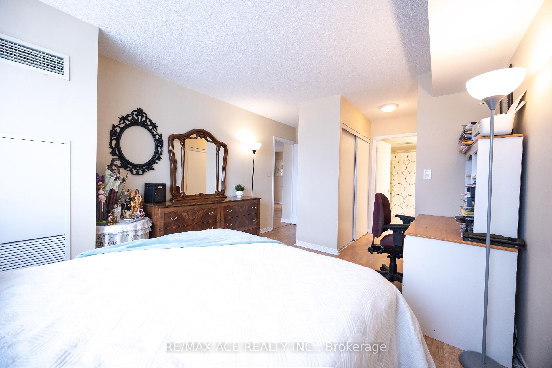 Photo 14 of Unit 601, 4600 Steeles Avenue E, Markham, Milliken Mills East — HOMEH