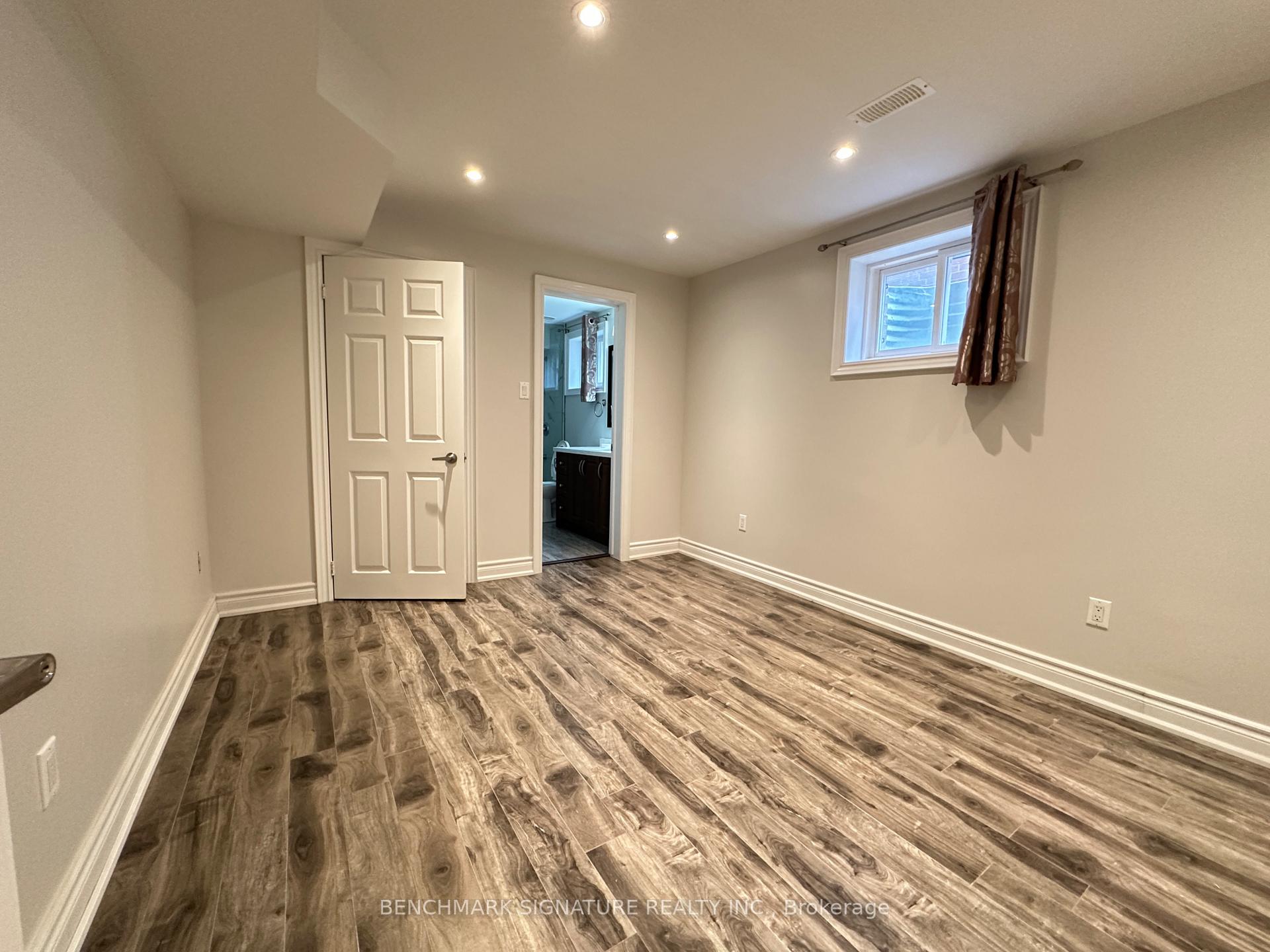 Photo 5 of 17 Waterwheel (Bsmt) Street, Markham, Raymerville — HOMEH