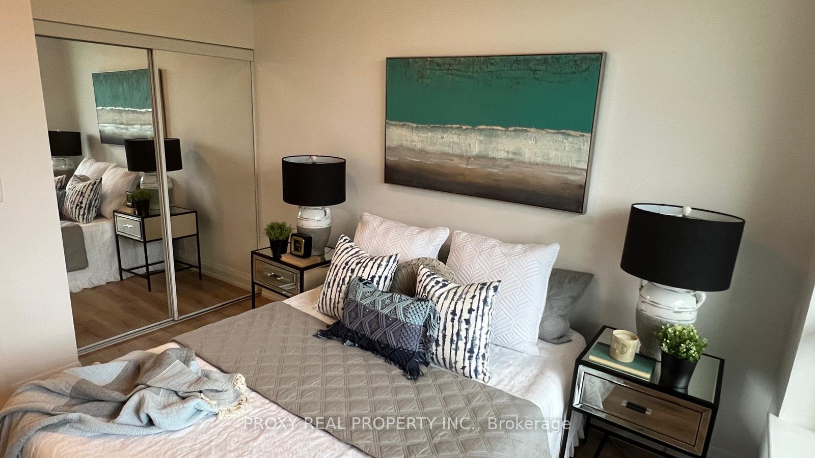 Photo 14 of Unit 215, 7165 Yonge Street S, Markham, Grandview — HOMEH
