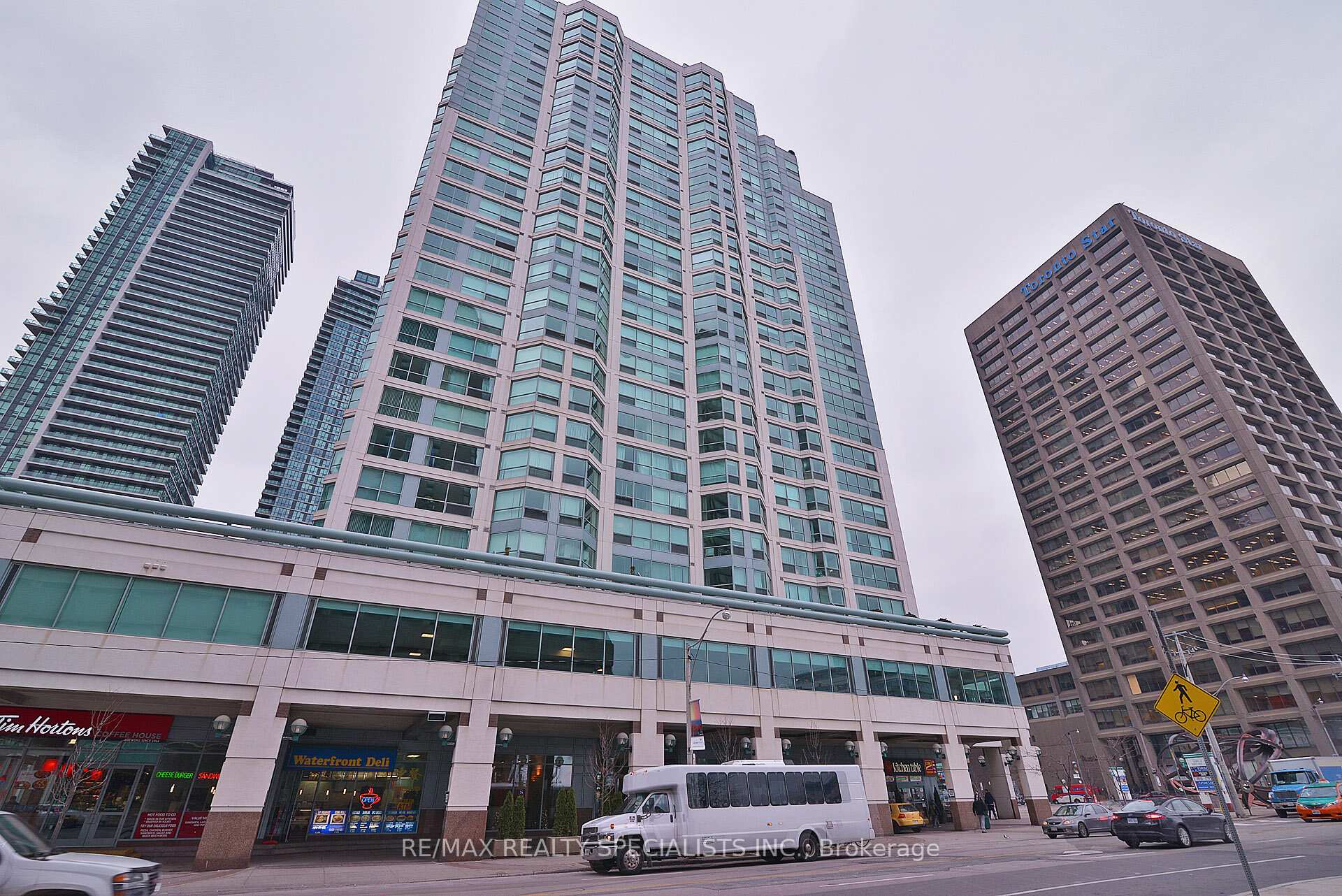 Photo 13 of Unit 1510, 10 Queens Quay, Toronto, Waterfront Communities — HOMEH