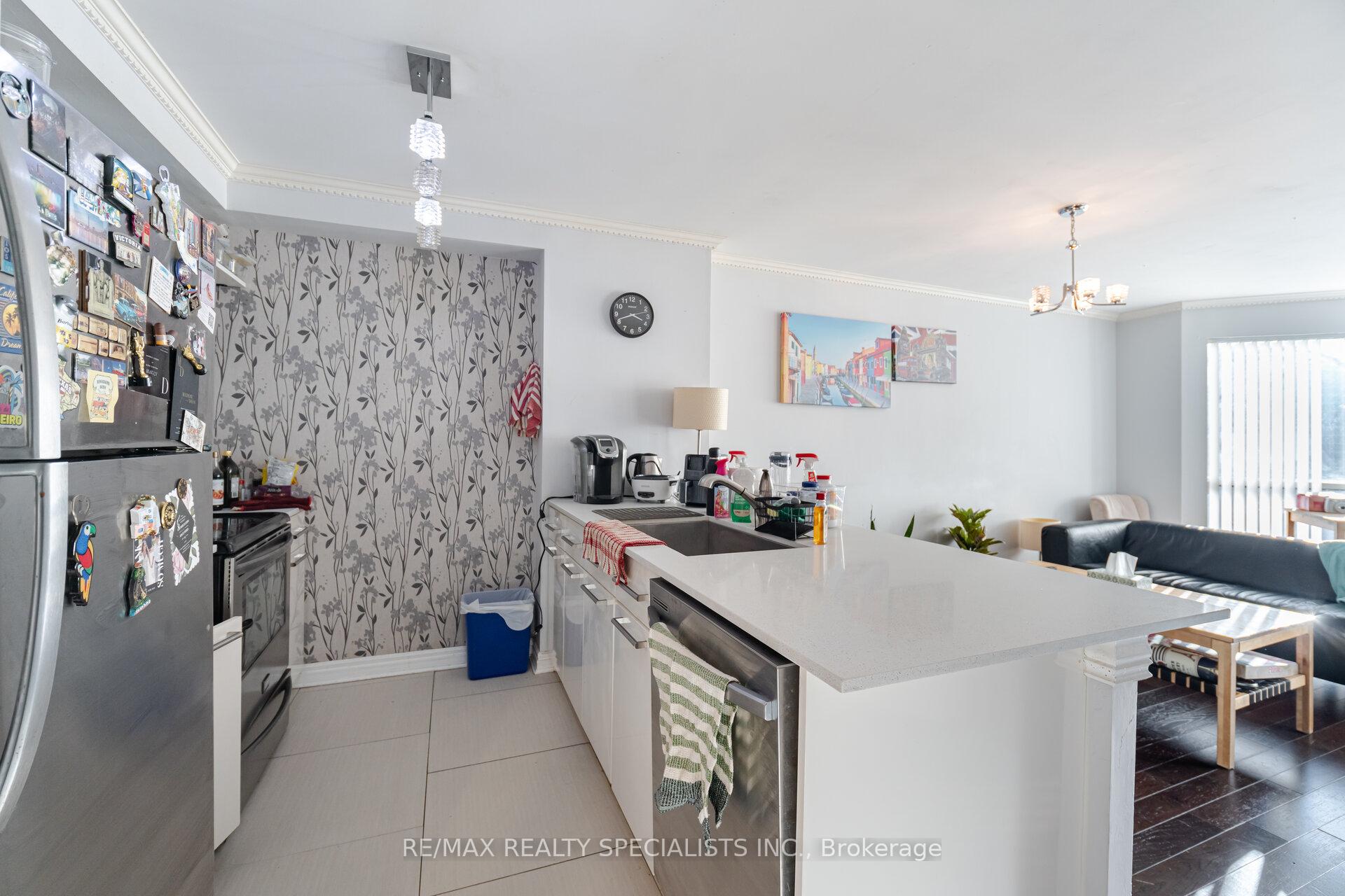 Photo 3 of Unit 1510, 10 Queens Quay, Toronto, Waterfront Communities — HOMEH