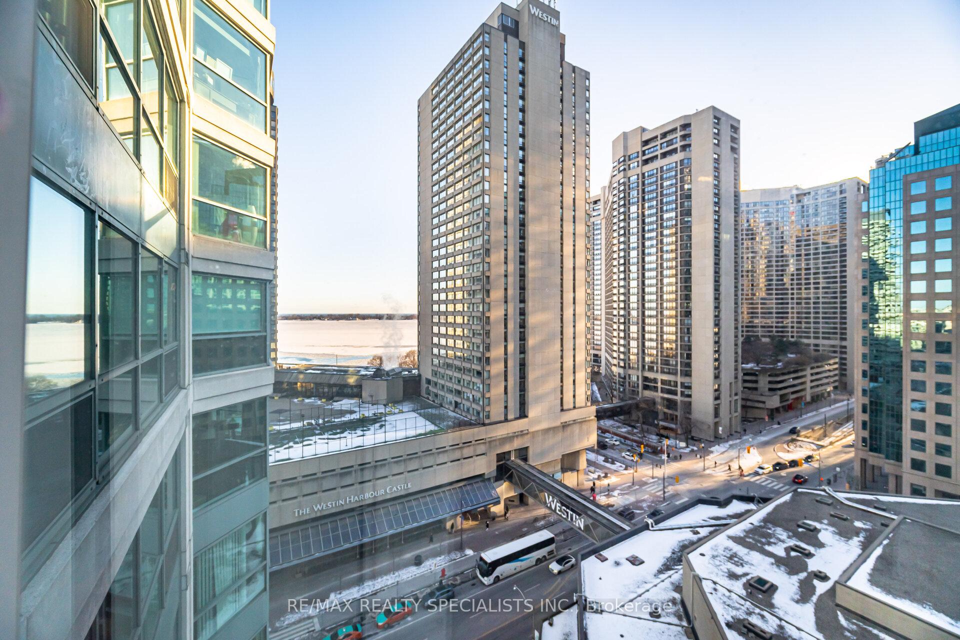 Photo 17 of Unit 1510, 10 Queens Quay, Toronto, Waterfront Communities — HOMEH
