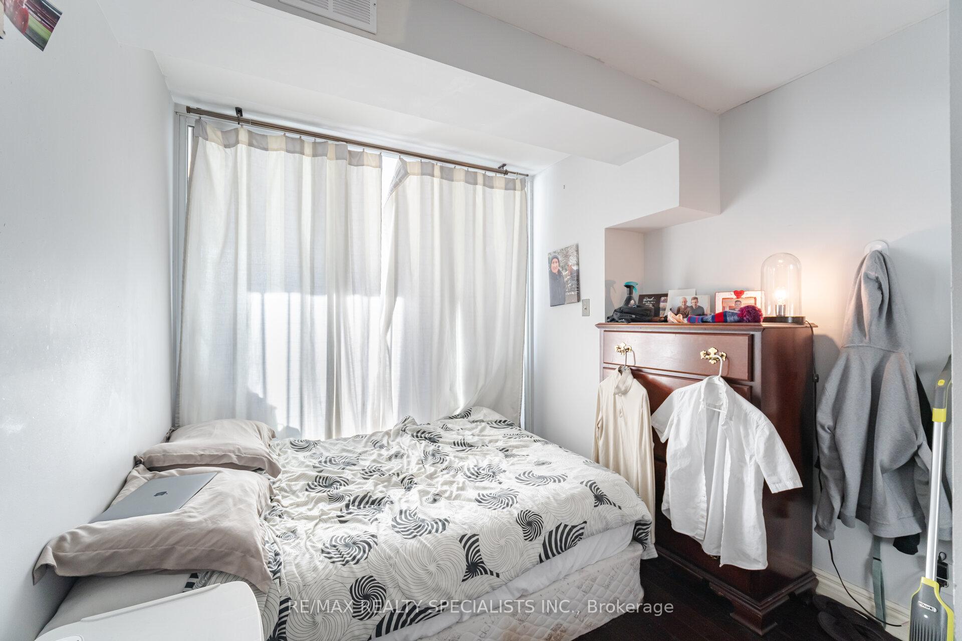 Photo 23 of Unit 1510, 10 Queens Quay, Toronto, Waterfront Communities — HOMEH