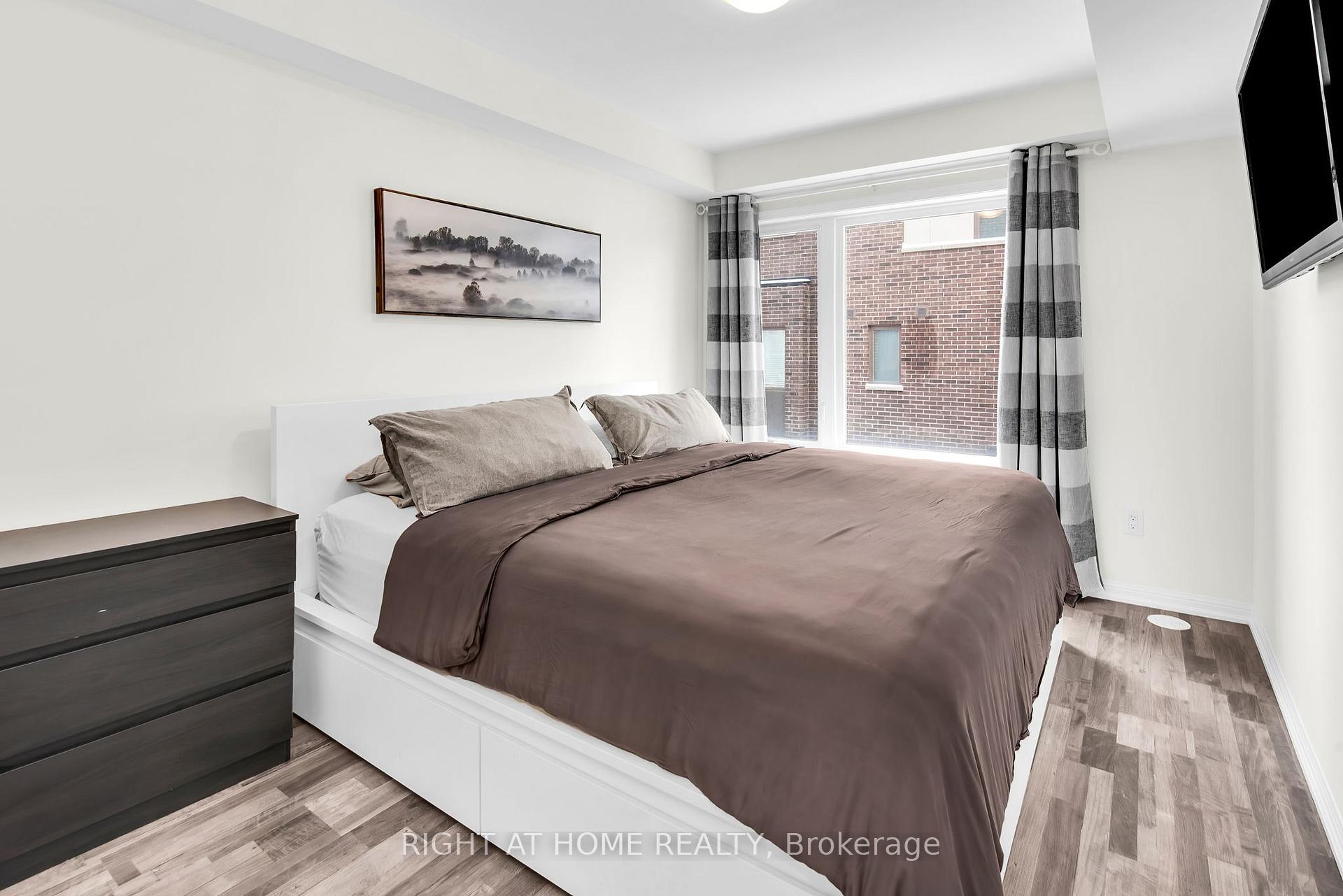 Photo 12 of Unit 215, 1460 Whites Road, Pickering, Dunbarton — HOMEH