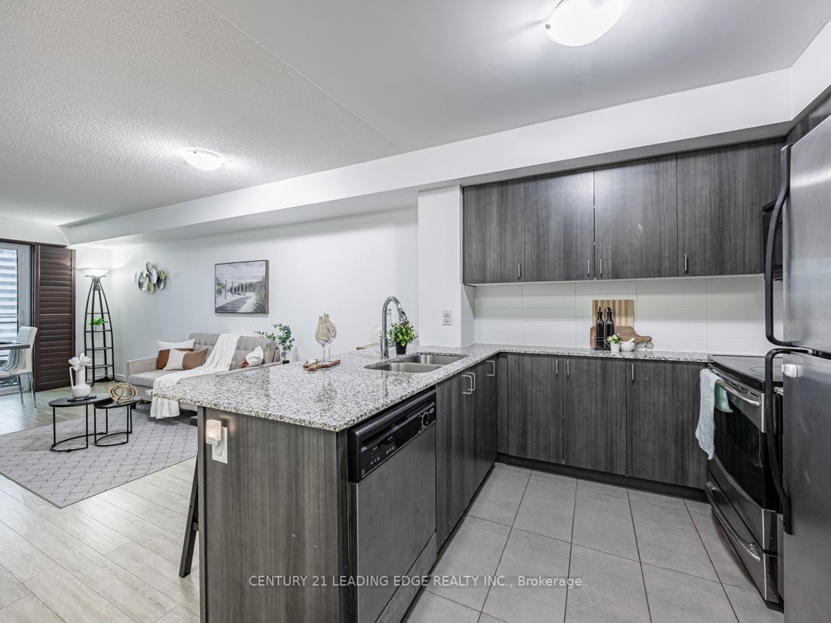 Photo 17 of Unit 715, 1235 Bayly Street, Pickering, Bay Ridges — HOMEH