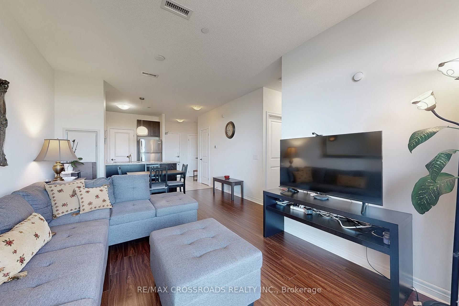 Photo 10 of Unit 601, 39 New Delhi Drive E, Markham, Cedarwood — HOMEH