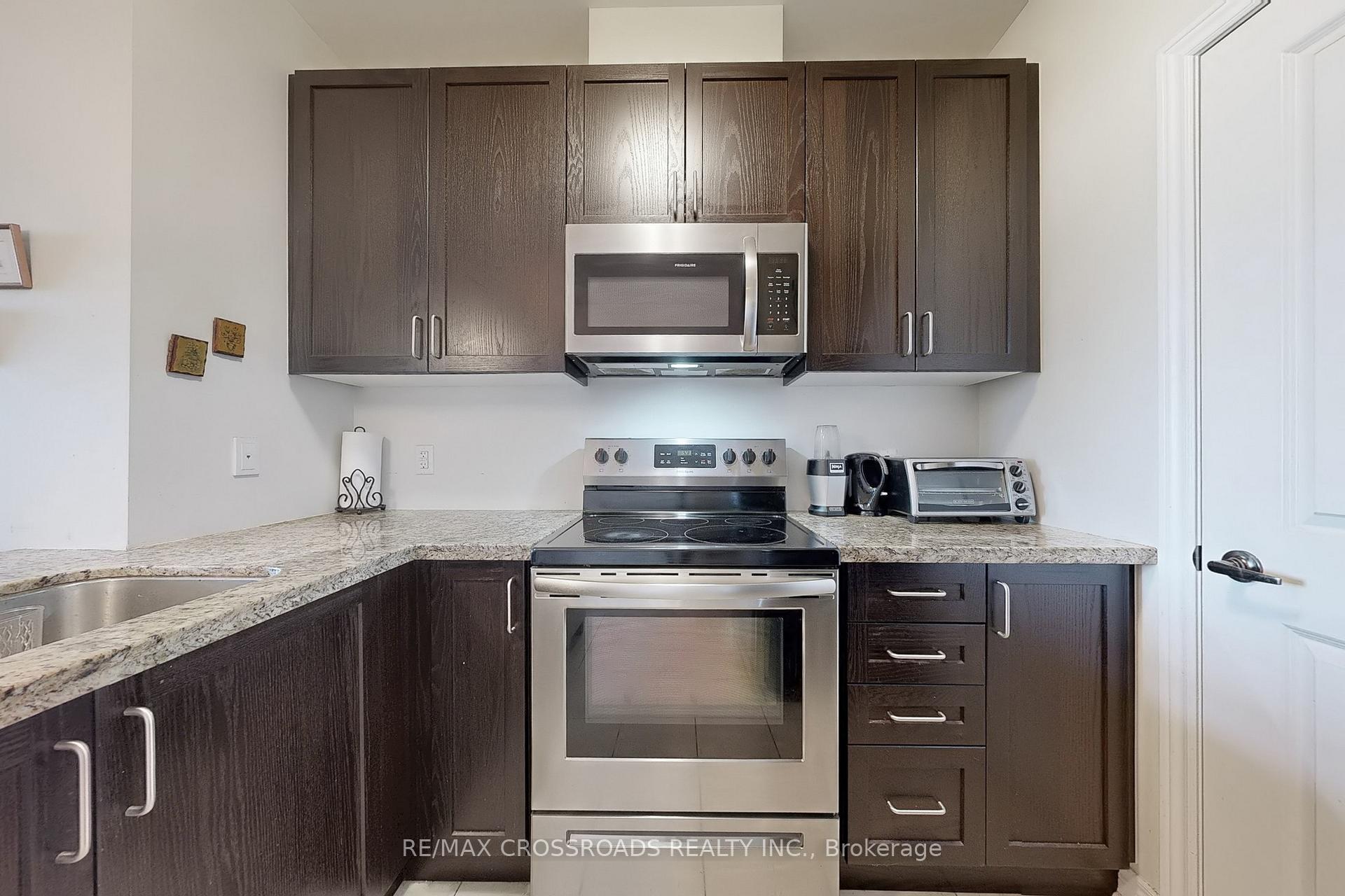 Photo 27 of Unit 601, 39 New Delhi Drive E, Markham, Cedarwood — HOMEH