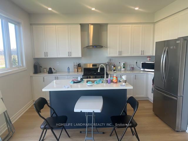 Photo 2 of 154 Union Boulevard, Wasaga Beach — HOMEH