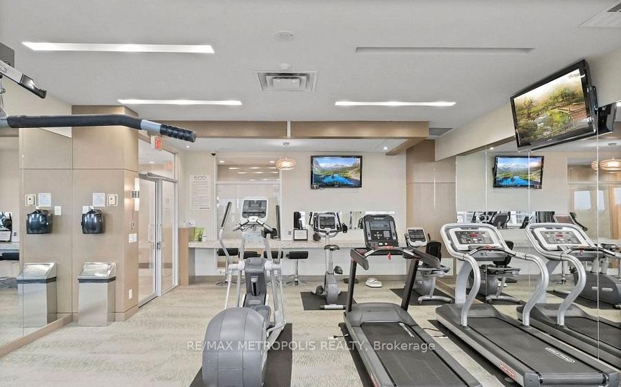 Photo 8 of Unit 1508, 500 St Clair Avenue W, Toronto, Humewood-Cedarvale — HOMEH