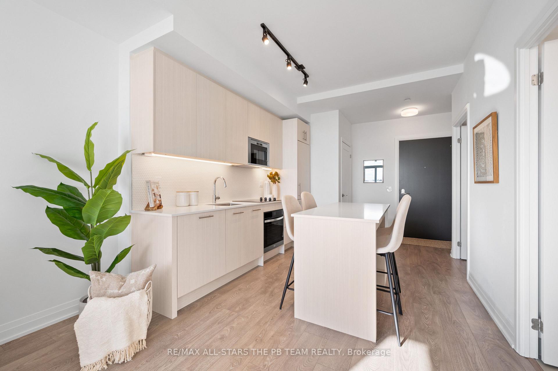 Photo 7 of Unit 714, 286 Main Street, Toronto, East End-Danforth — HOMEH