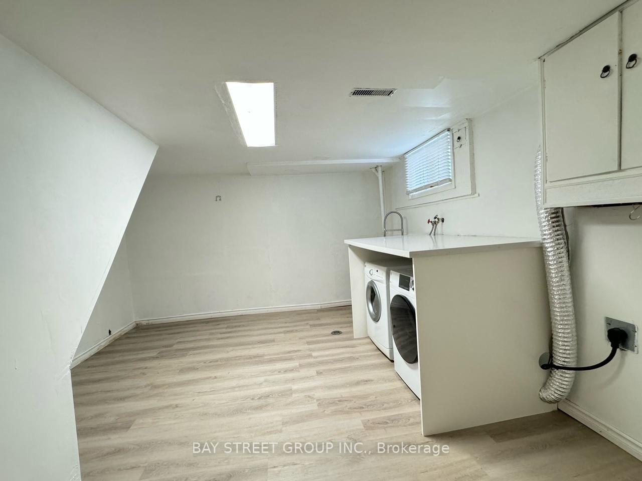 Photo 20 of 38 Woodward Avenue, Markham, Thornhill — HOMEH