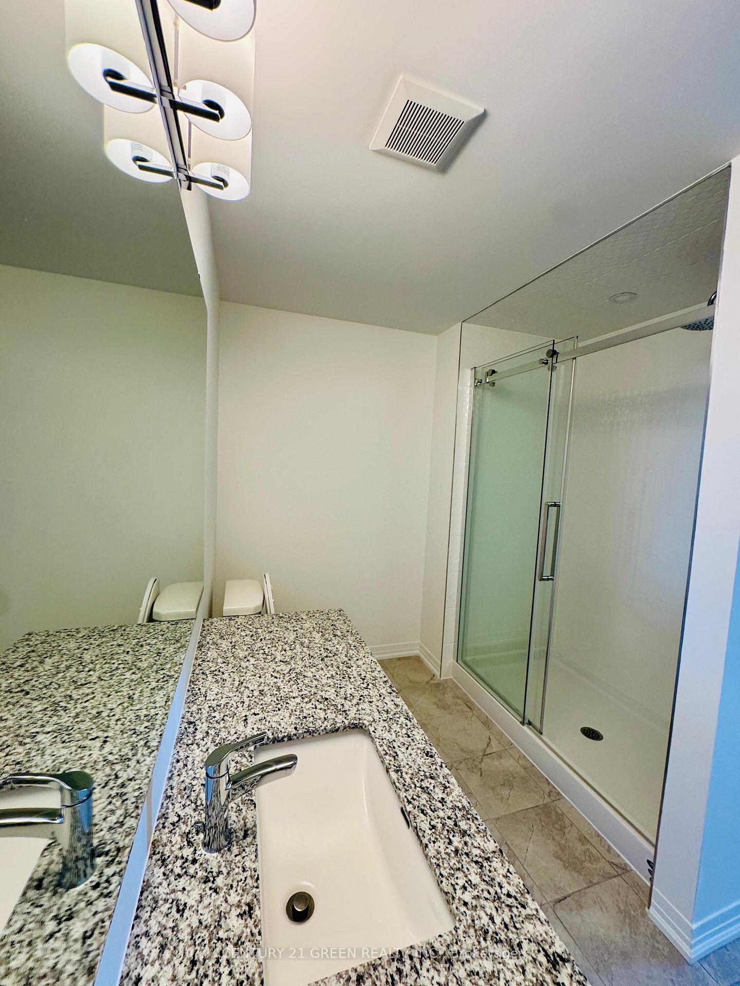 Photo 6 of 16 Timber Falls Drive, Brampton, Northwest Brampton — HOMEH