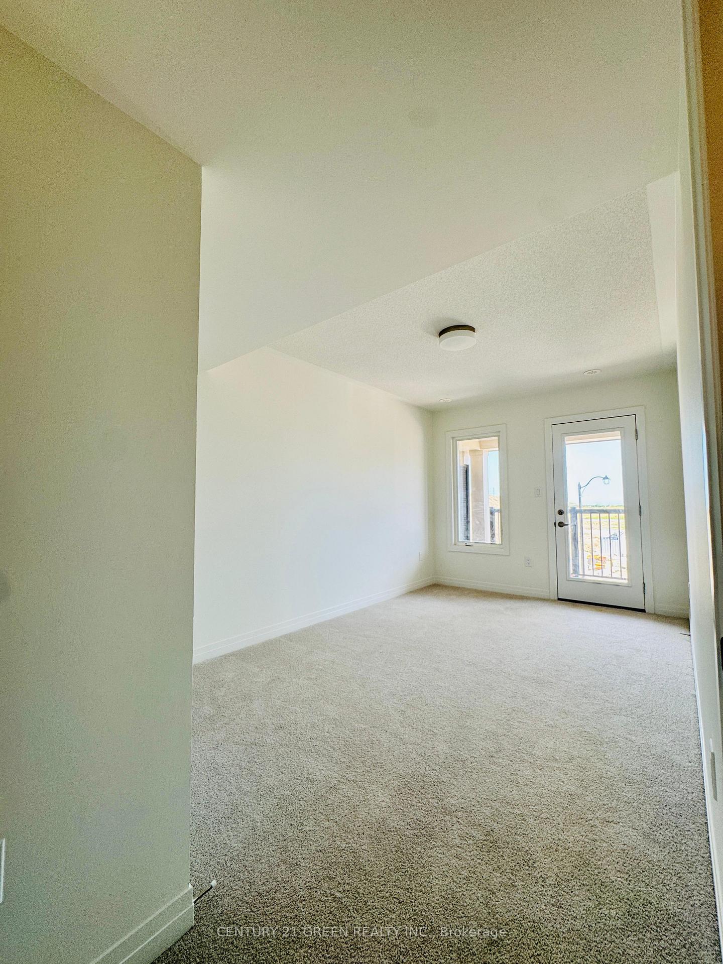 Photo 9 of 16 Timber Falls Drive, Brampton, Northwest Brampton — HOMEH