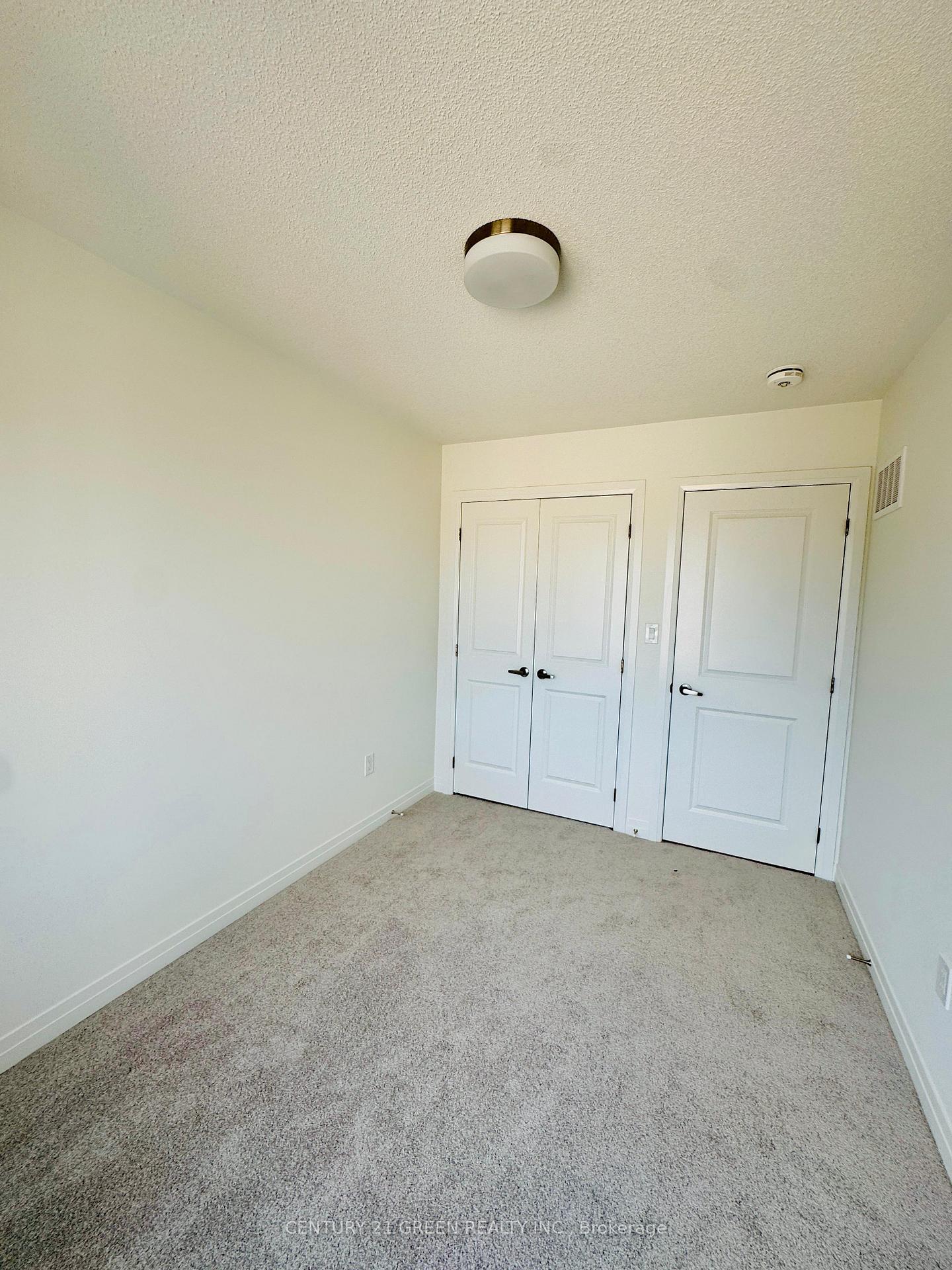 Photo 11 of 16 Timber Falls Drive, Brampton, Northwest Brampton — HOMEH