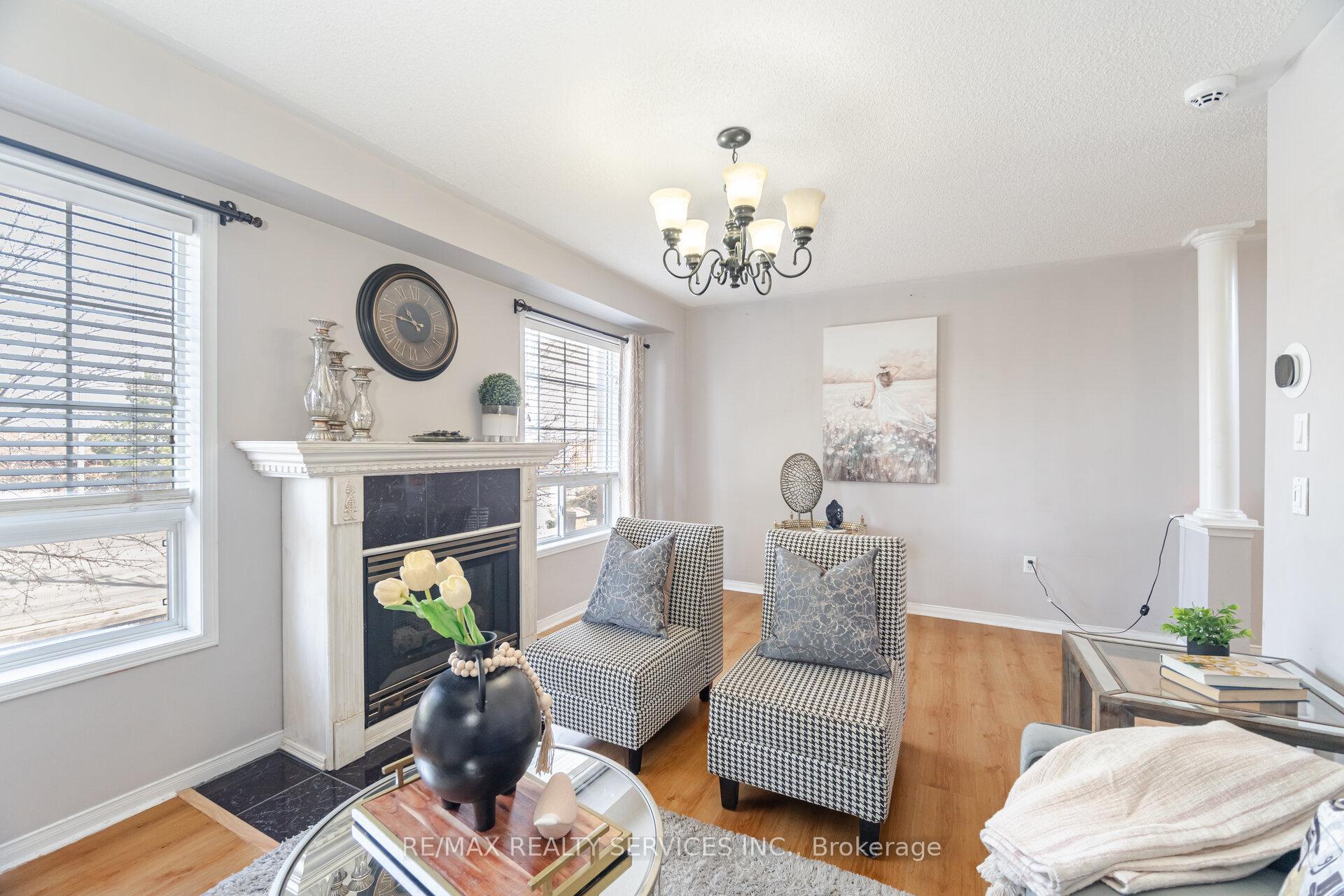 Photo 7 of Unit 73, 9800 McLaughlin Road, Brampton, Fletcher's Creek Village — HOMEH