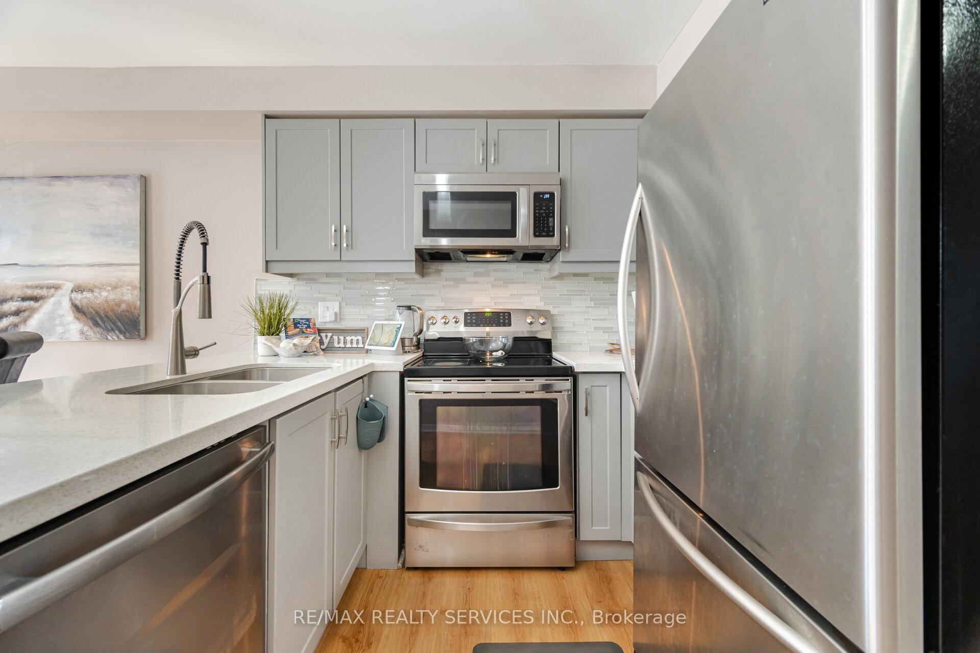 Photo 11 of Unit 73, 9800 McLaughlin Road, Brampton, Fletcher's Creek Village — HOMEH