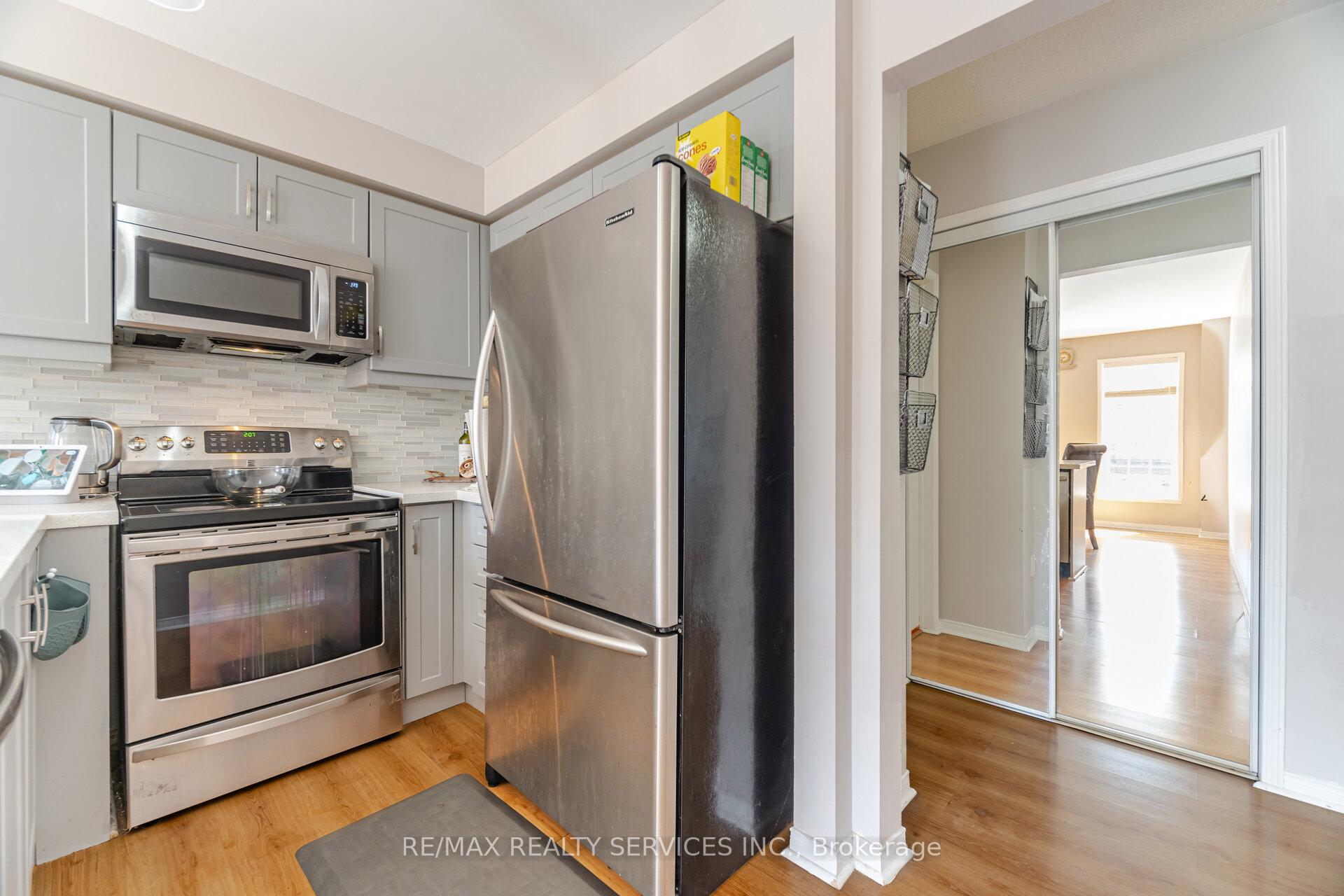 Photo 8 of Unit 73, 9800 McLaughlin Road, Brampton, Fletcher's Creek Village — HOMEH