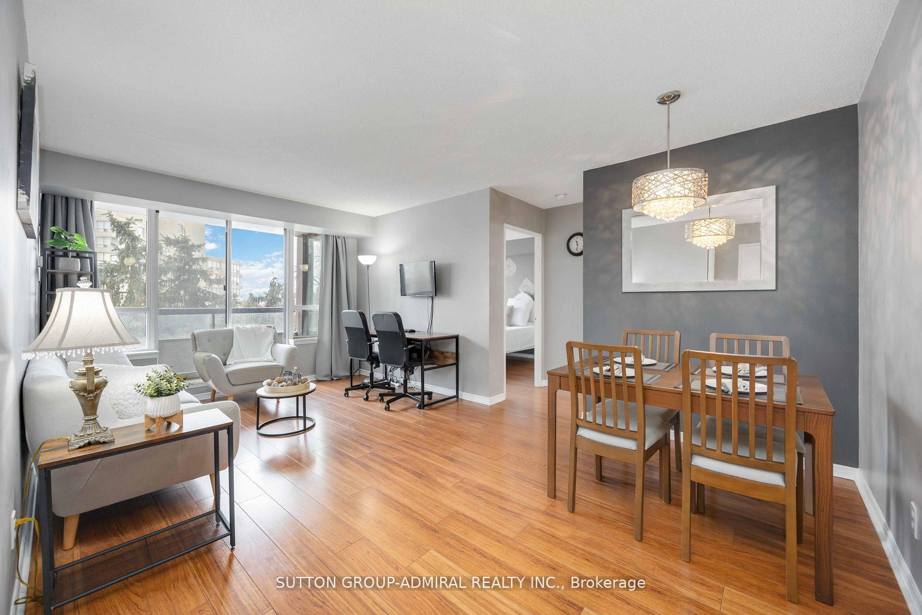 Photo 14 of Unit 412, 81 Townsgate Drive, Vaughan, Crestwood-Springfarm-Yorkhill — HOMEH