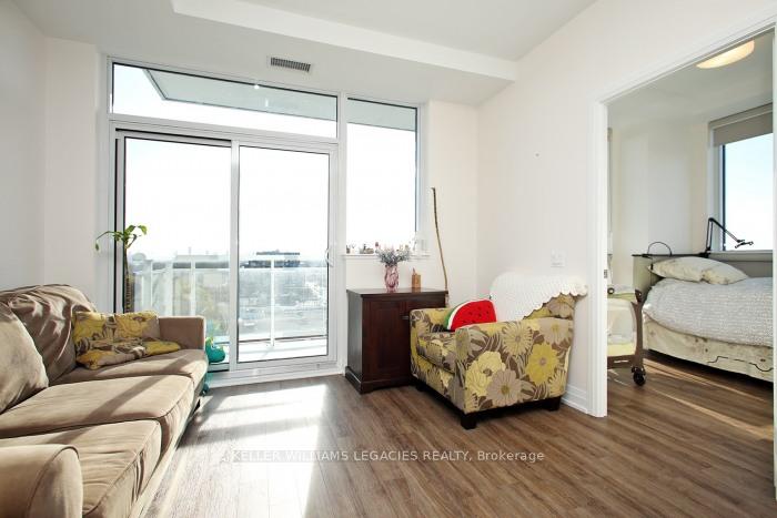 Photo 9 of Unit 903, 286 Main Street, Toronto, East End-Danforth — HOMEH