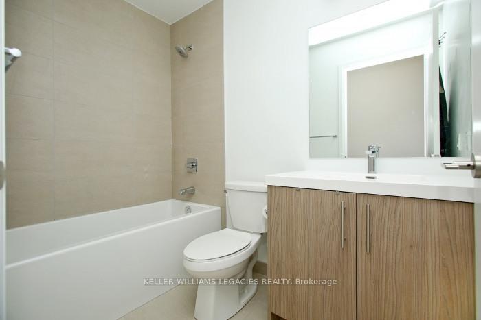 Photo 17 of Unit 903, 286 Main Street, Toronto, East End-Danforth — HOMEH