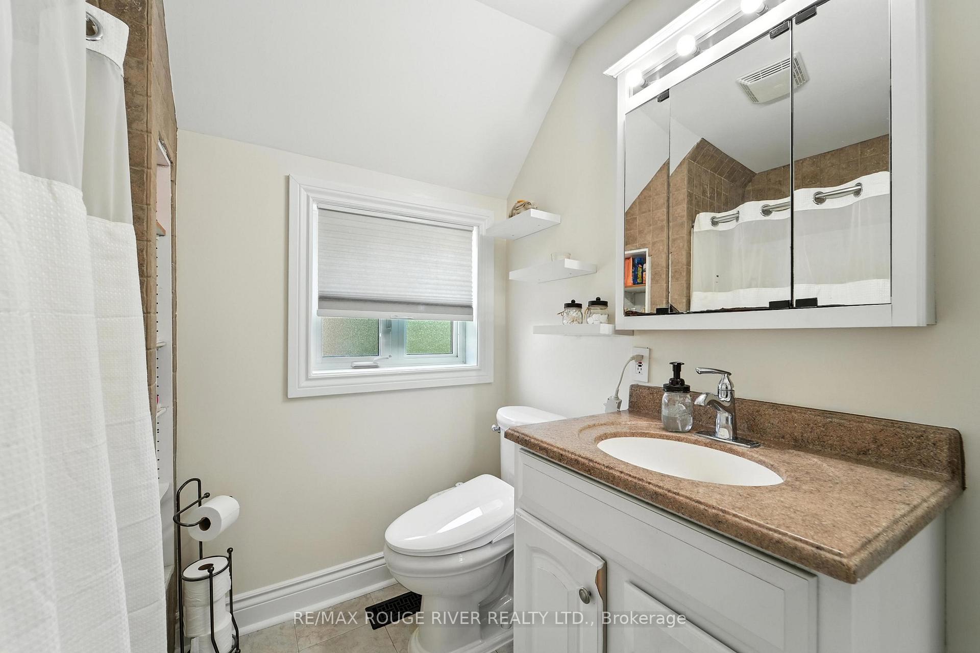 Photo 25 of 4491 Highway 2, Clarington, Rural Clarington — HOMEH