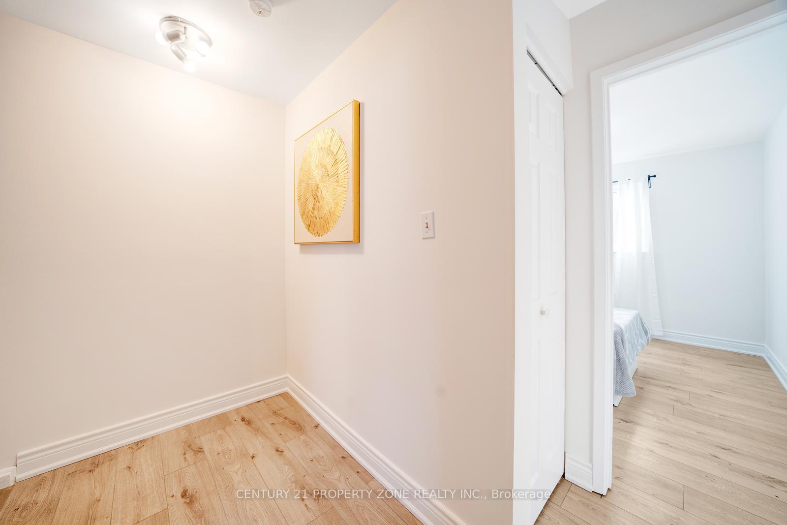 Photo 14 of Unit 352, 1 Niles Way, Markham, Aileen-Willowbrook — HOMEH