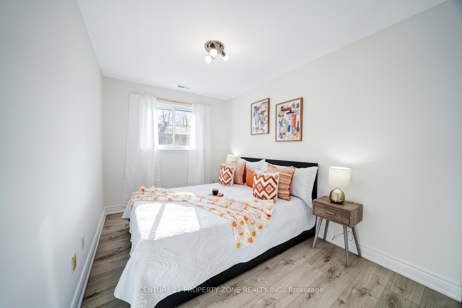 Photo 17 of Unit 352, 1 Niles Way, Markham, Aileen-Willowbrook — HOMEH