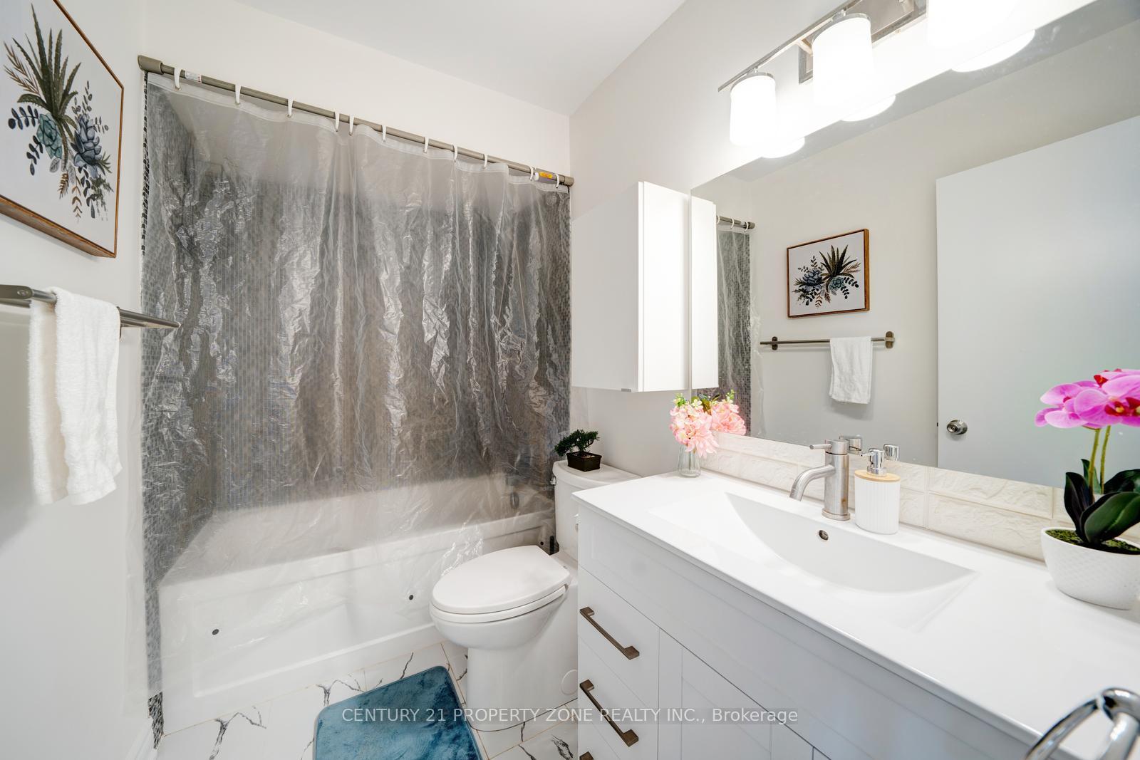 Photo 18 of Unit 352, 1 Niles Way, Markham, Aileen-Willowbrook — HOMEH