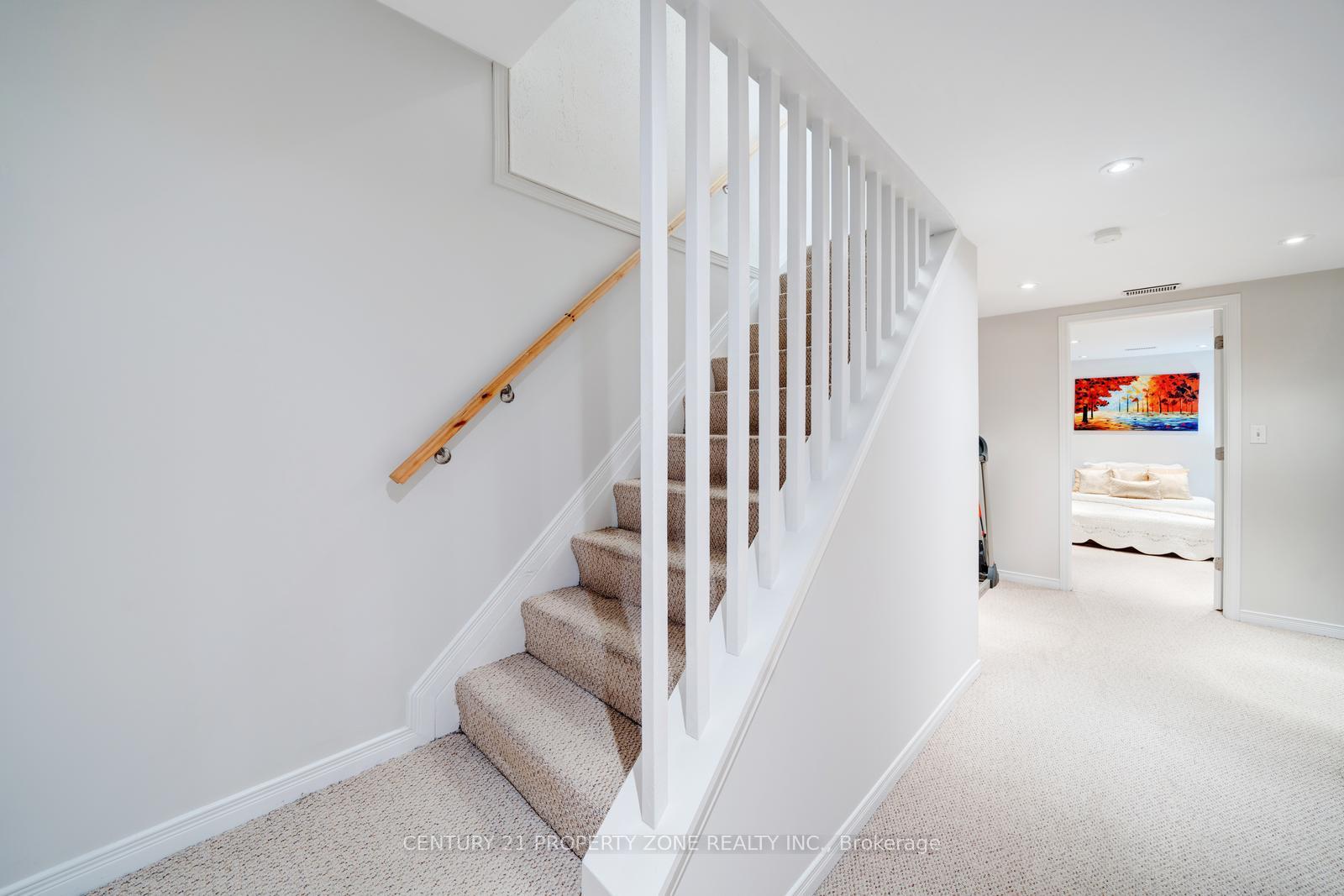 Photo 20 of Unit 352, 1 Niles Way, Markham, Aileen-Willowbrook — HOMEH