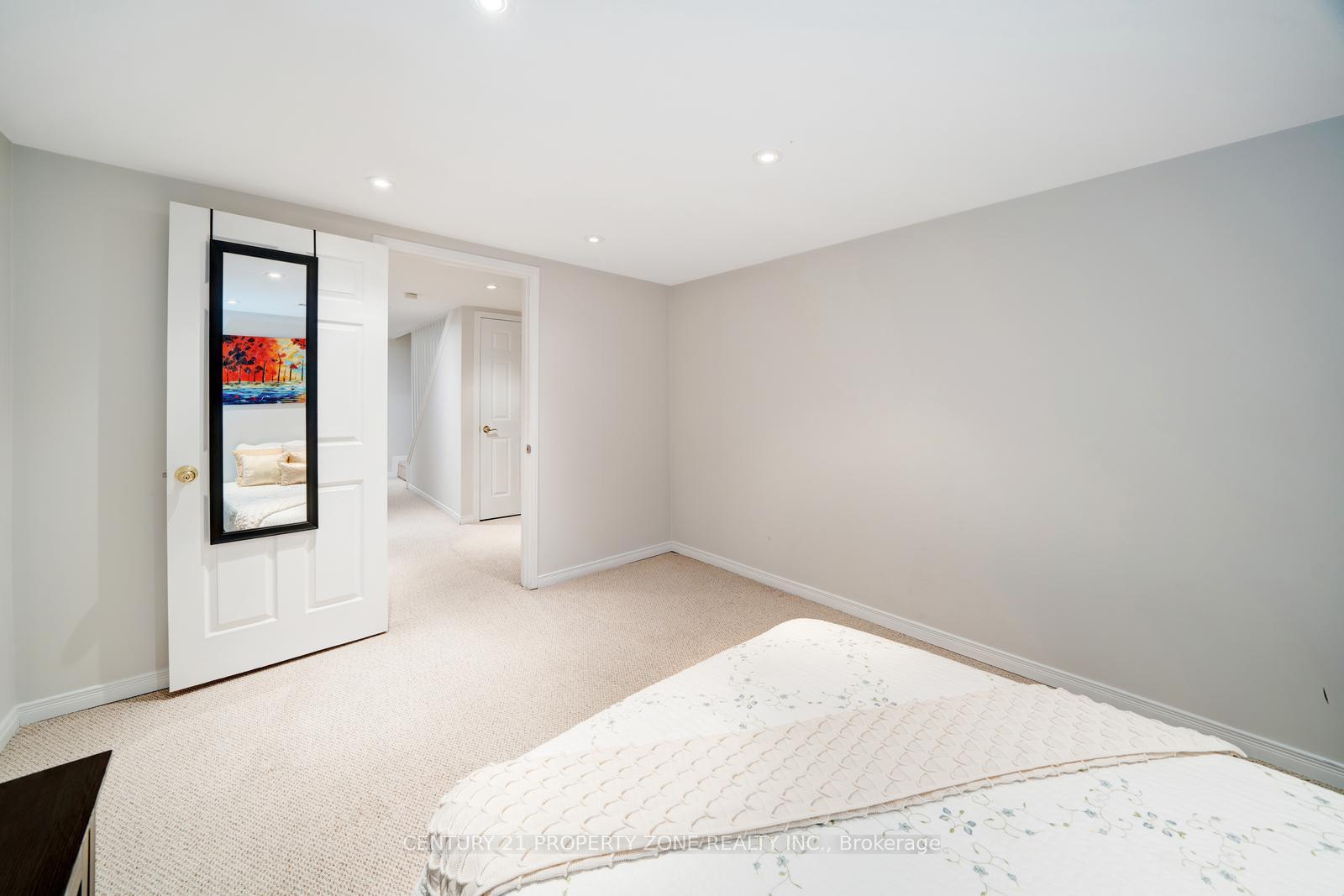 Photo 29 of Unit 352, 1 Niles Way, Markham, Aileen-Willowbrook — HOMEH
