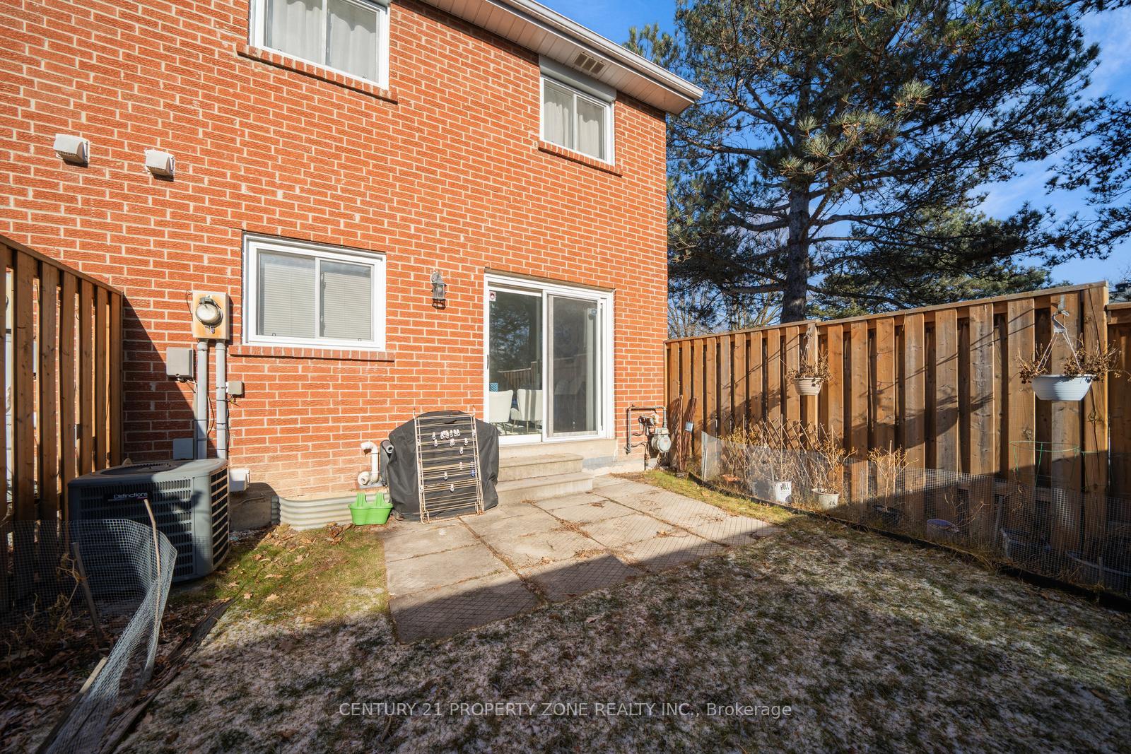 Photo 36 of Unit 352, 1 Niles Way, Markham, Aileen-Willowbrook — HOMEH